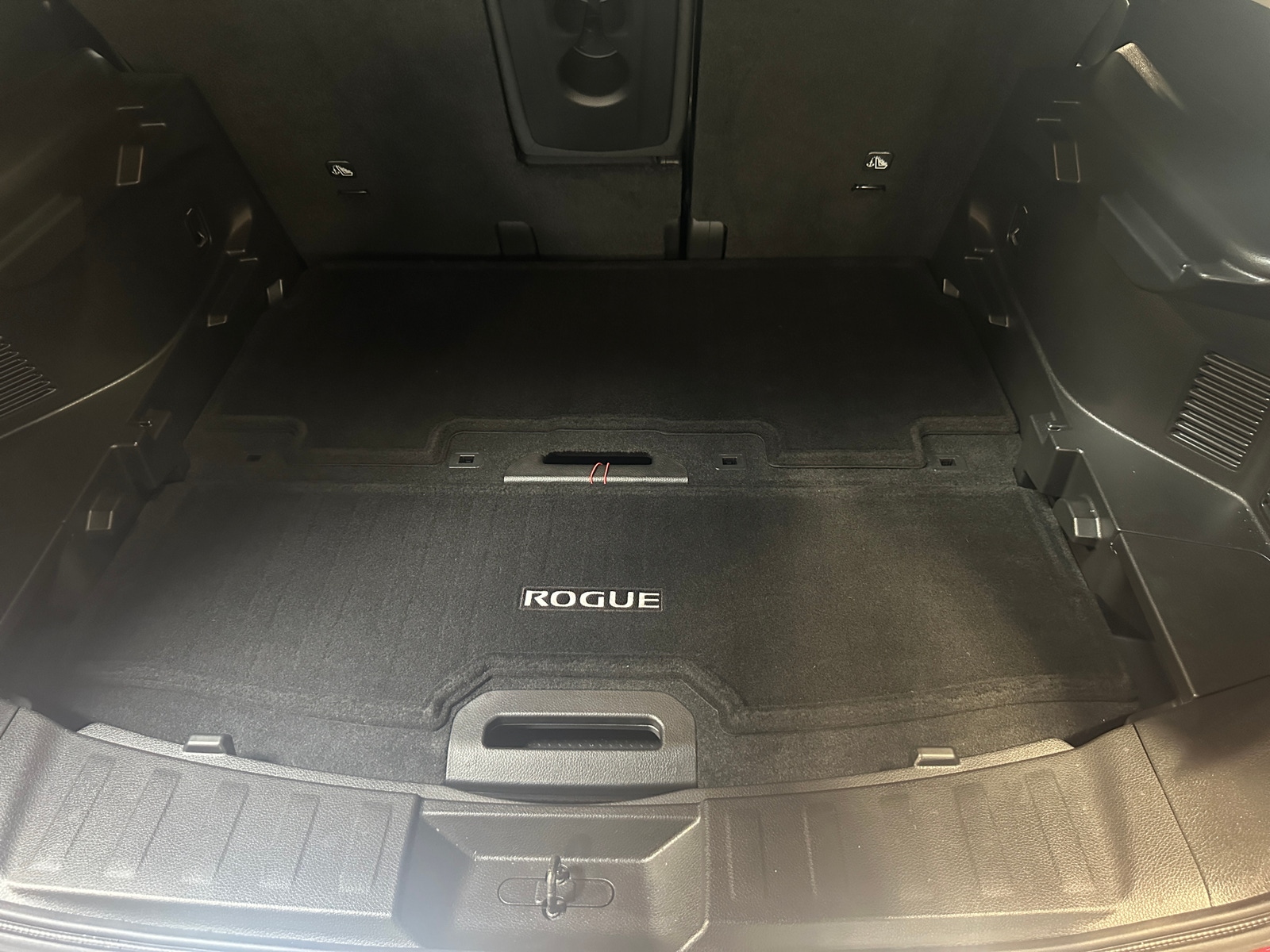 Thumbnail: 2017 Nissan Rogue - 7