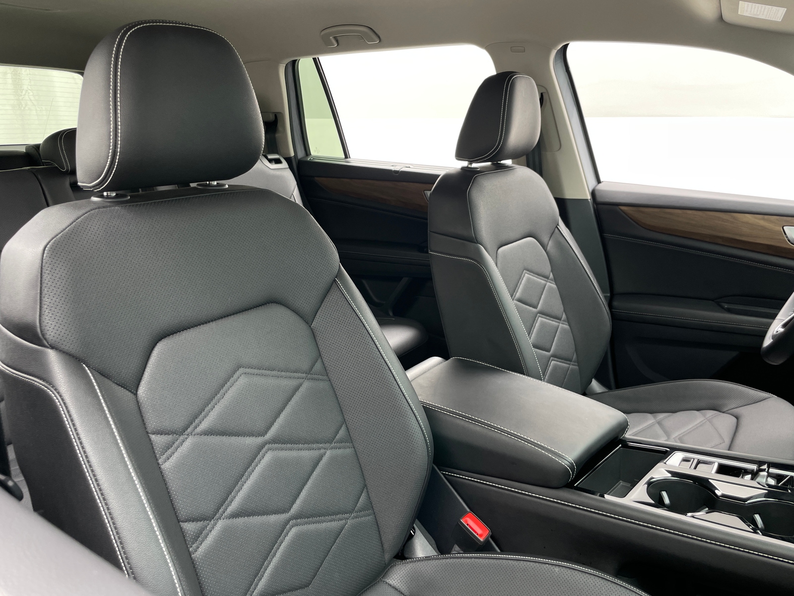 Thumbnail: 2026 Volkswagen Atlas - 2
