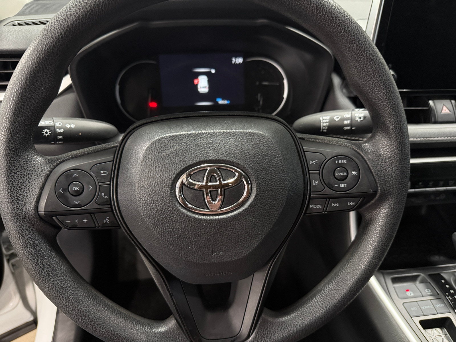 Thumbnail: 2023 Toyota RAV4 - 5