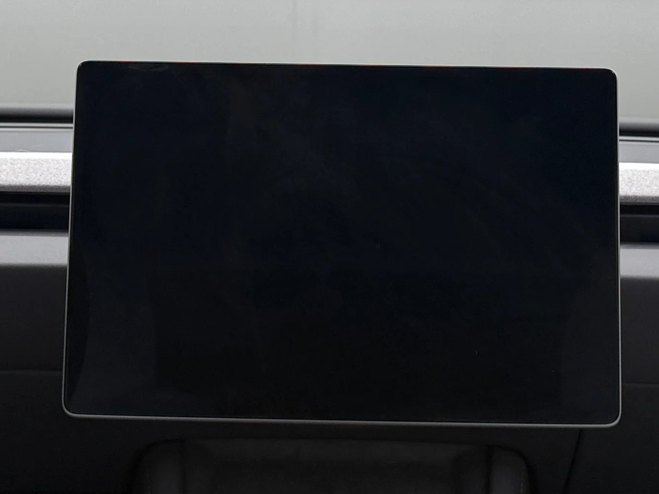 Thumbnail: 2025 Tesla Model 3 - 3