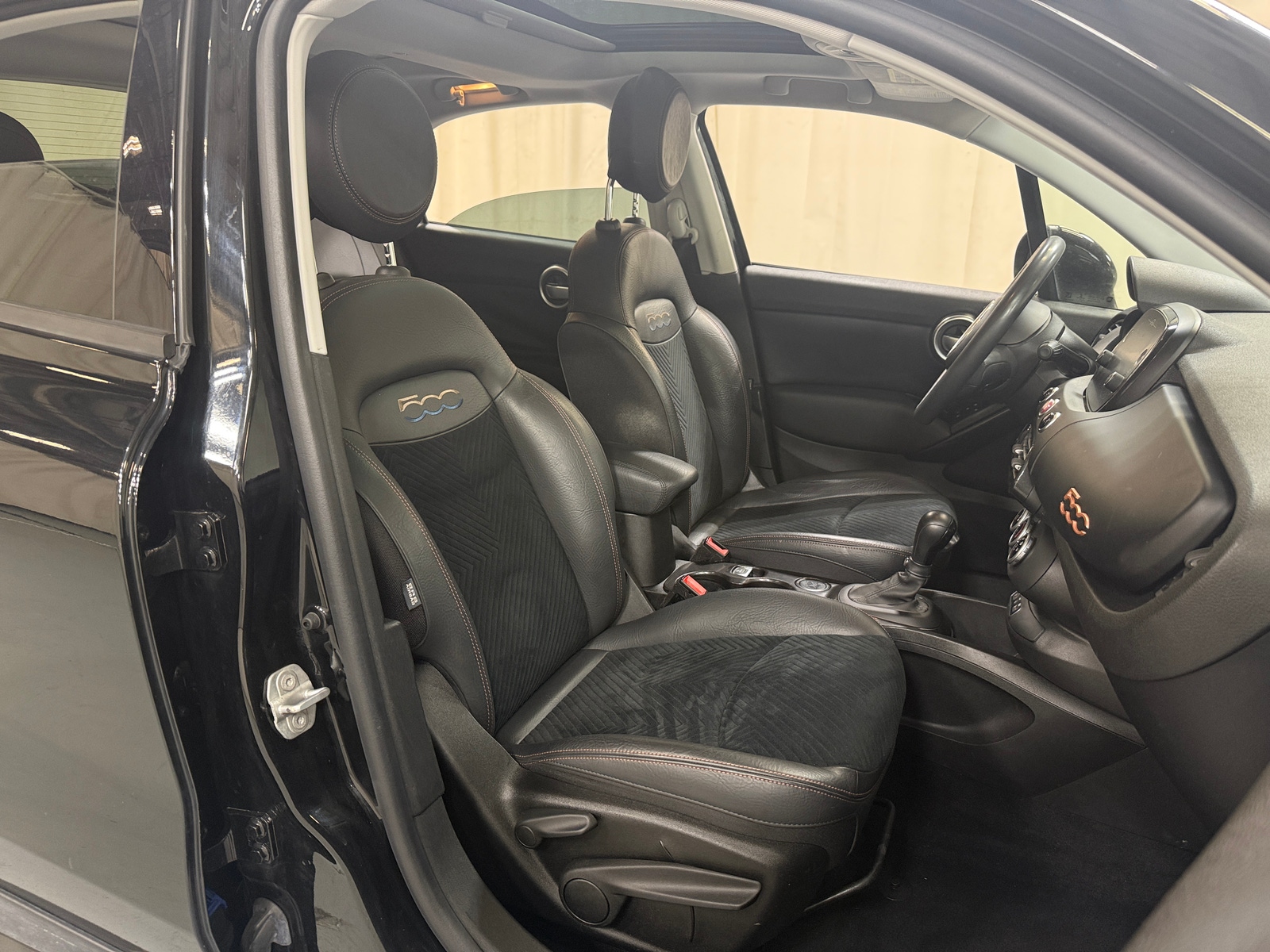 Thumbnail: 2018 Fiat 500X - 2