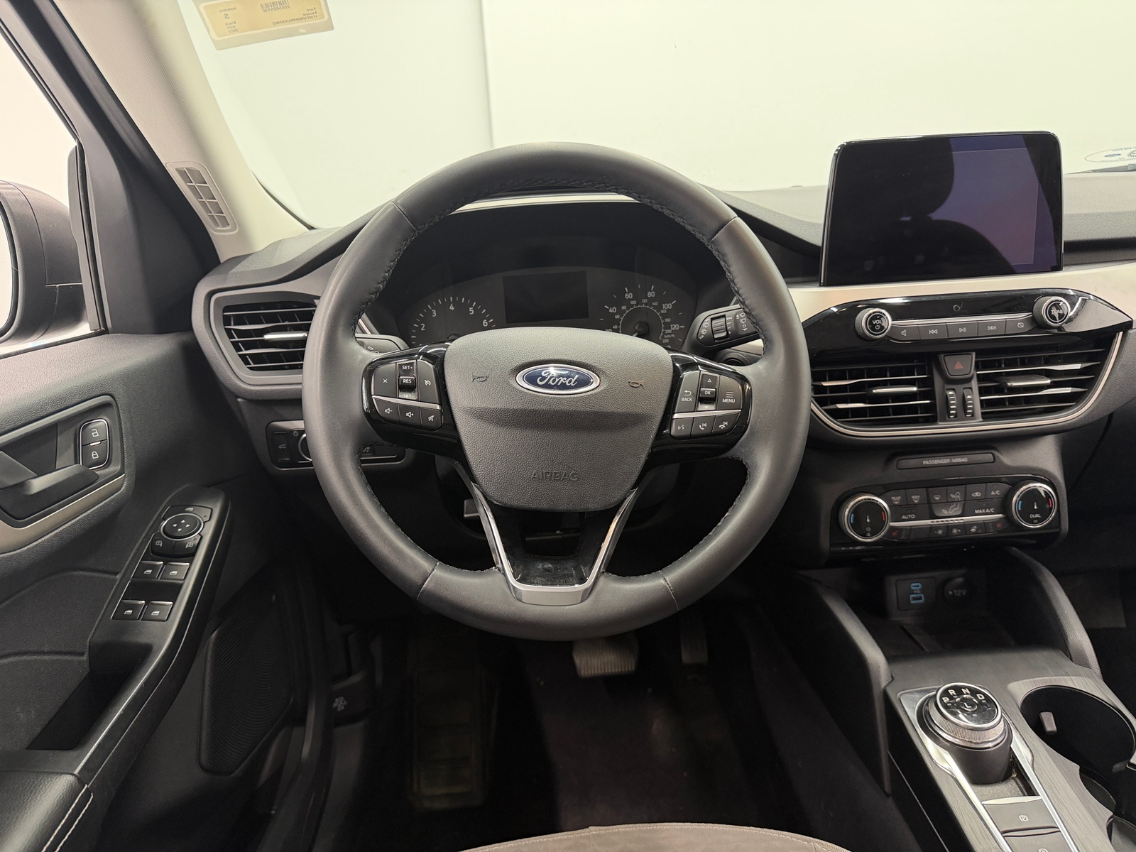 Thumbnail: 2022 Ford Escape - 5