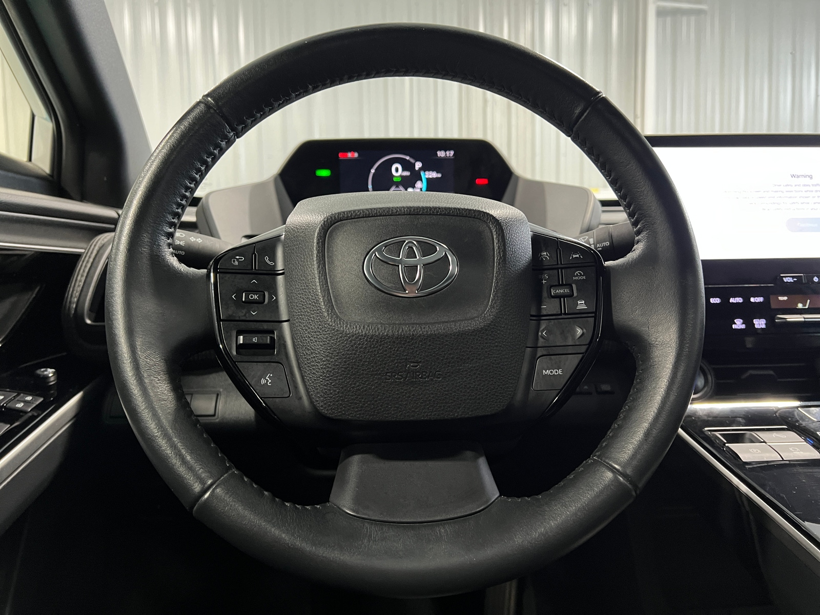 Thumbnail: 2024 Toyota bZ4X - 5