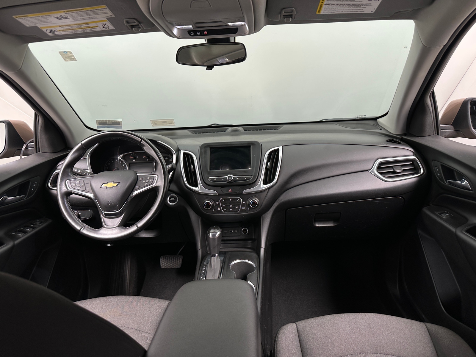 Thumbnail: 2019 Chevrolet Equinox - 3