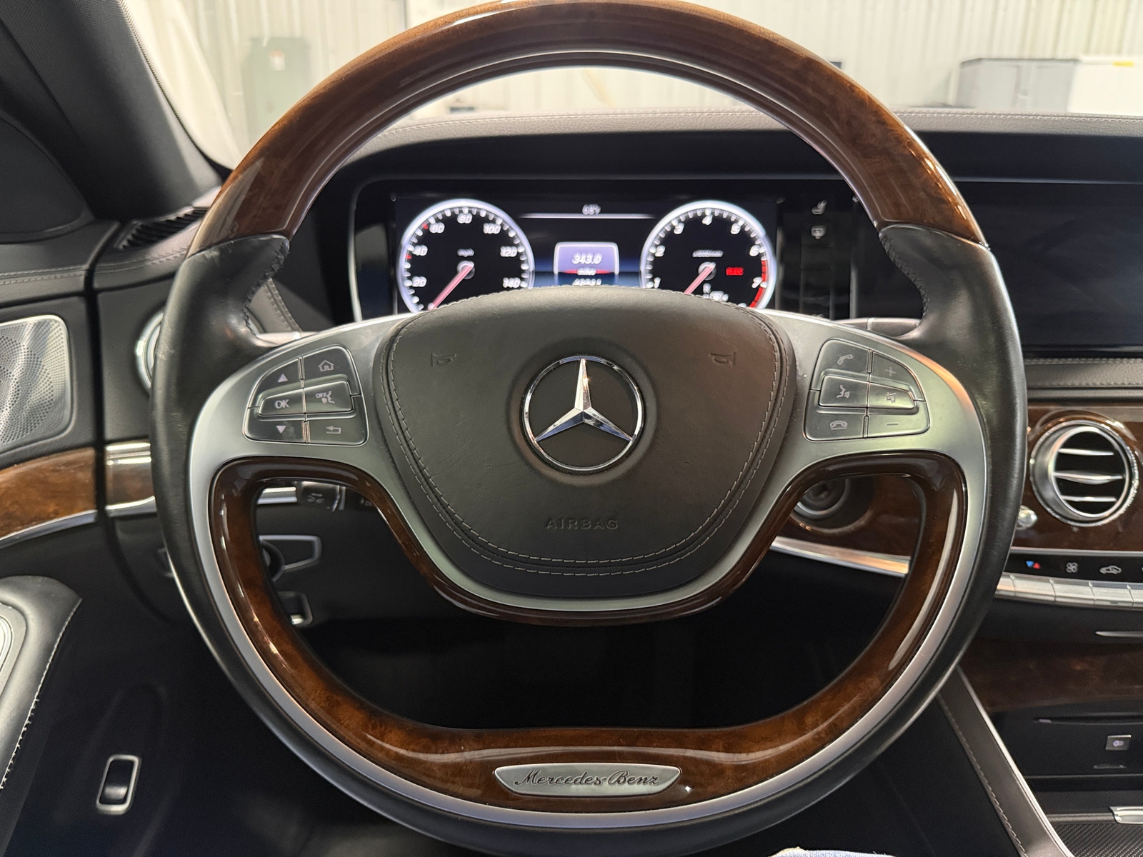 Thumbnail: 2016 Mercedes-Benz S-Class - 4