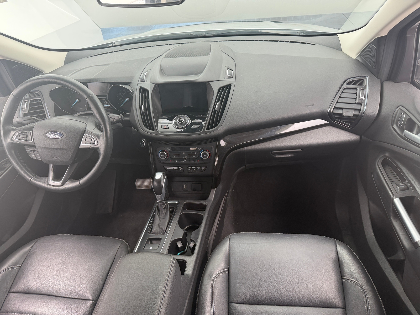 Thumbnail: 2019 Ford Escape - 2
