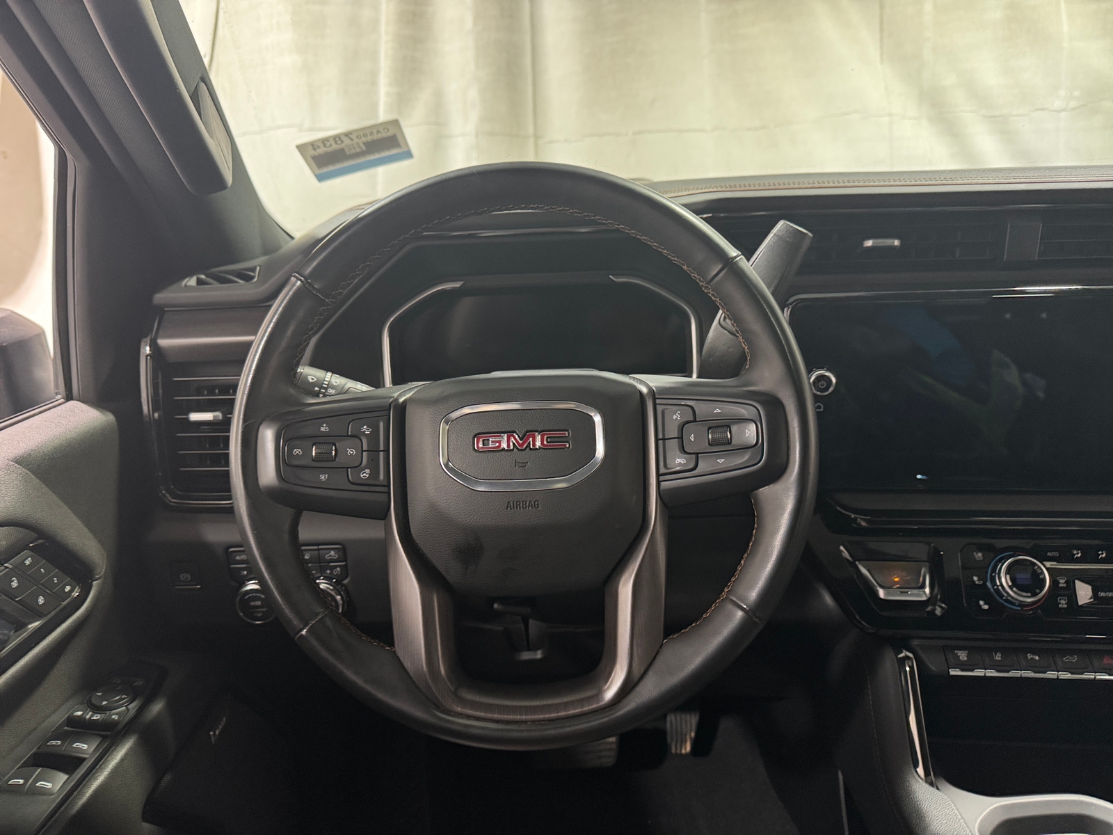 Thumbnail: 2024 GMC Sierra 2500 - 4