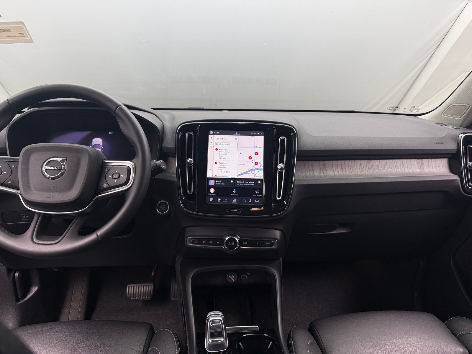 Thumbnail: 2024 Volvo XC40 - 2