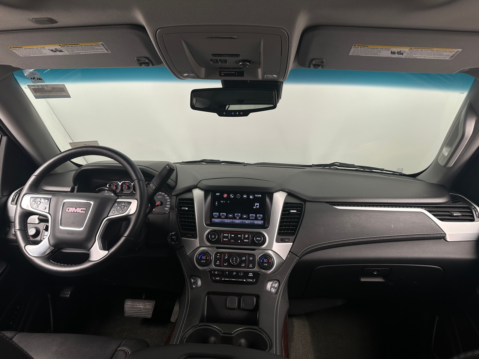 Thumbnail: 2016 GMC Yukon - 2