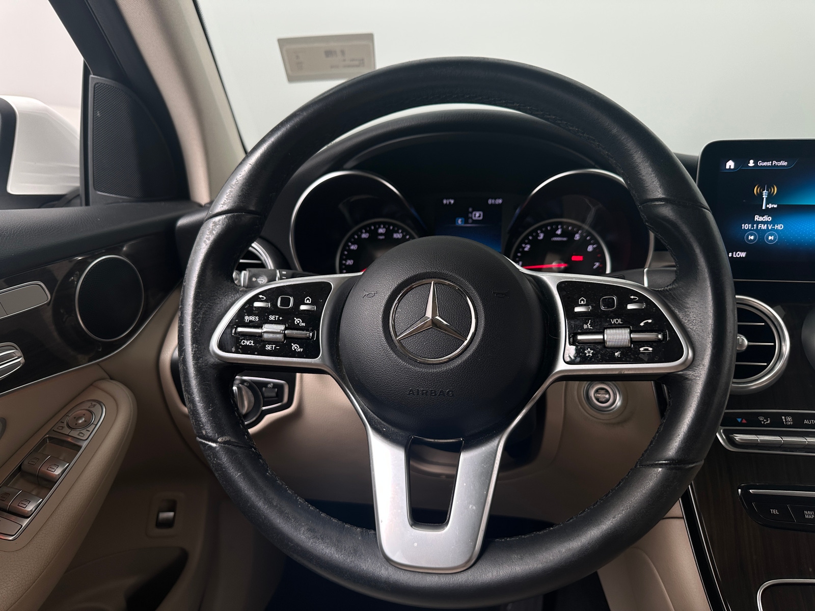 Thumbnail: 2022 Mercedes-Benz GLC - 4