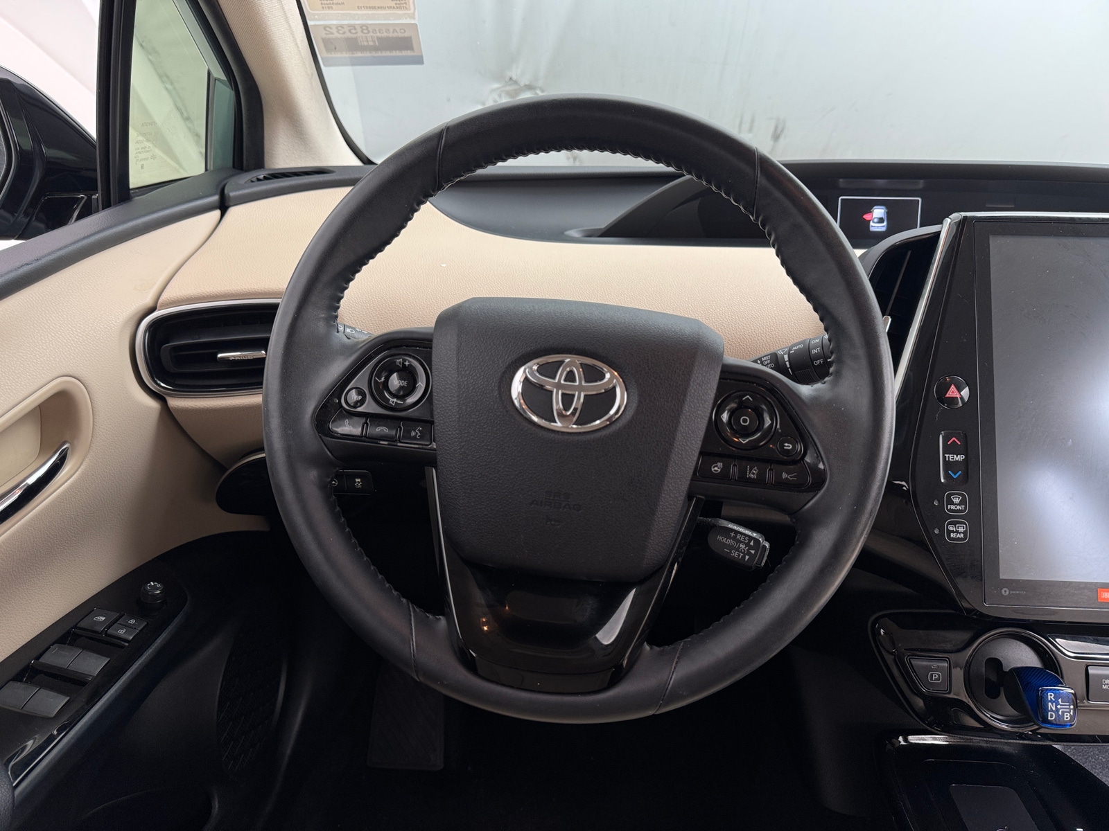 Thumbnail: 2019 Toyota Prius - 5