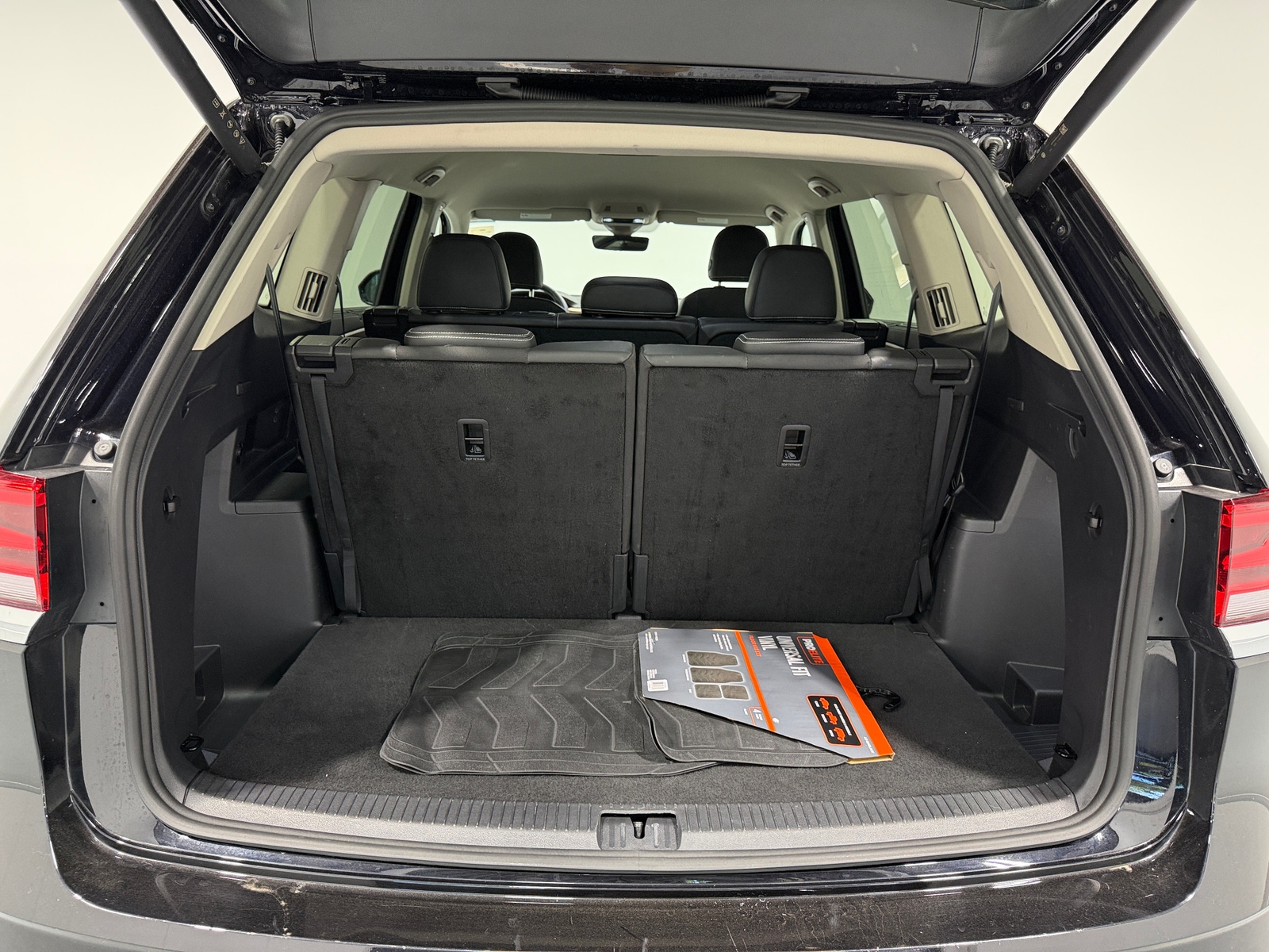 Thumbnail: 2026 Volkswagen Atlas - 6