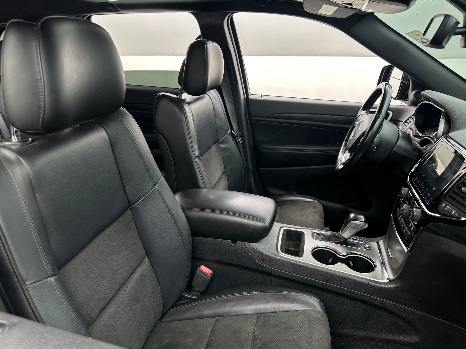 Thumbnail: 2020 Jeep Grand Cherokee - 2