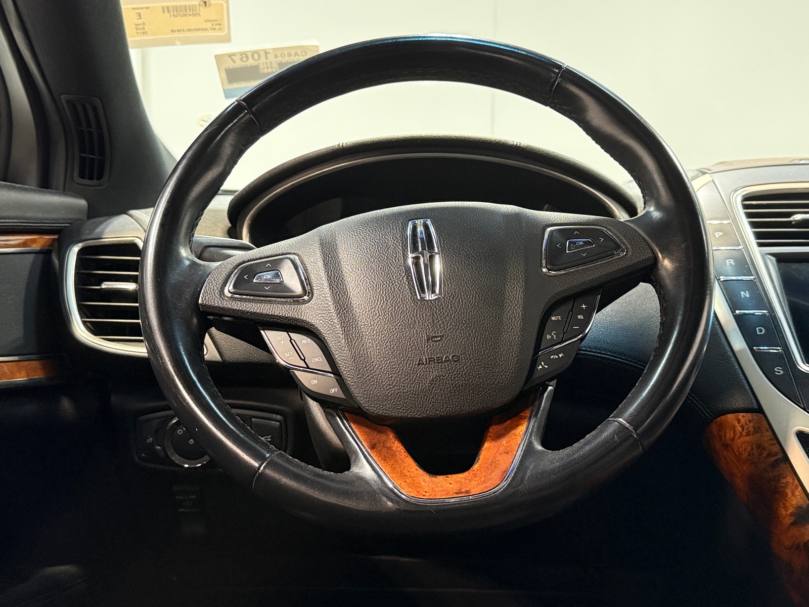 Thumbnail: 2017 Lincoln MKX - 4