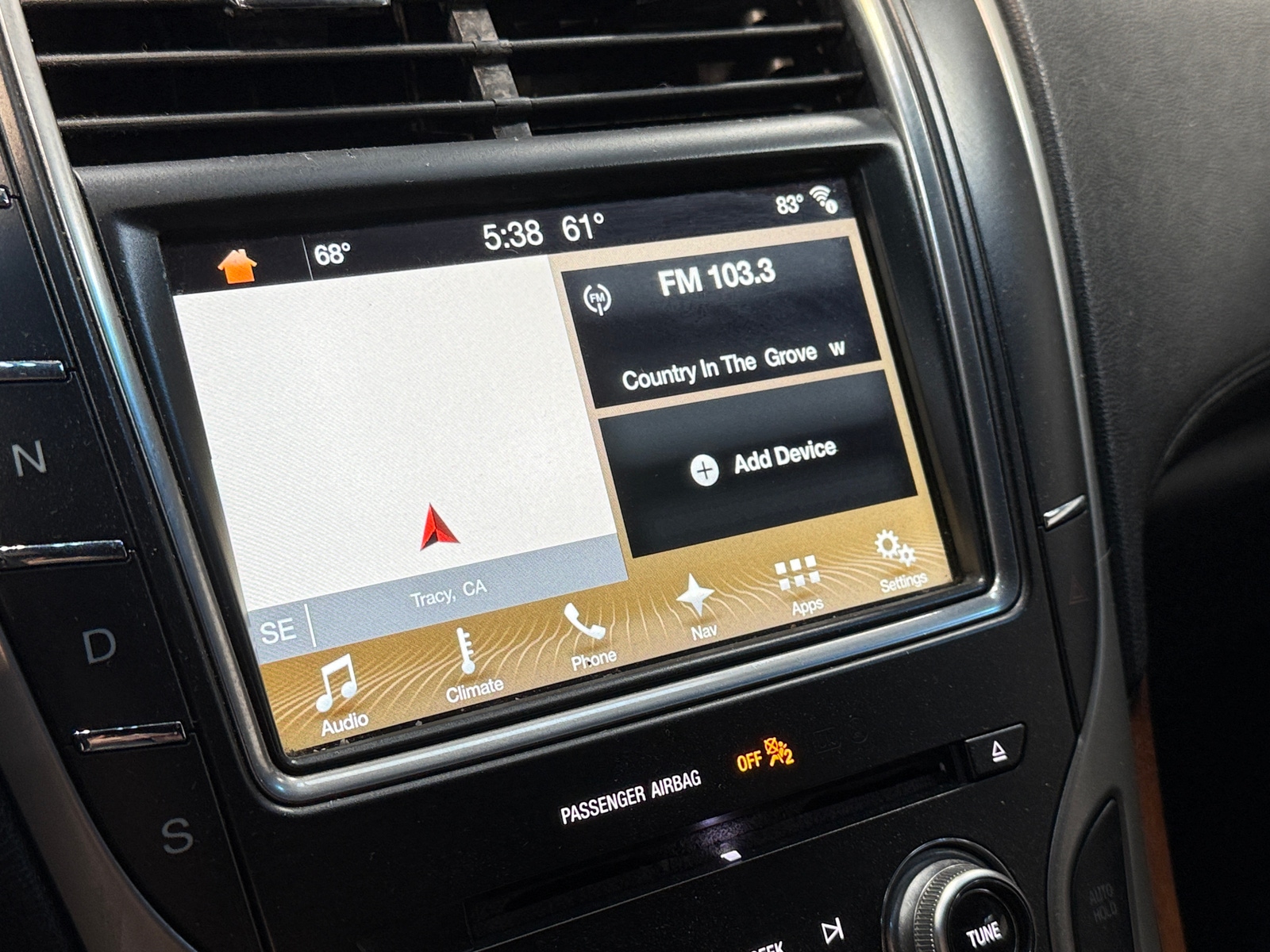 Thumbnail: 2017 Lincoln MKX - 3
