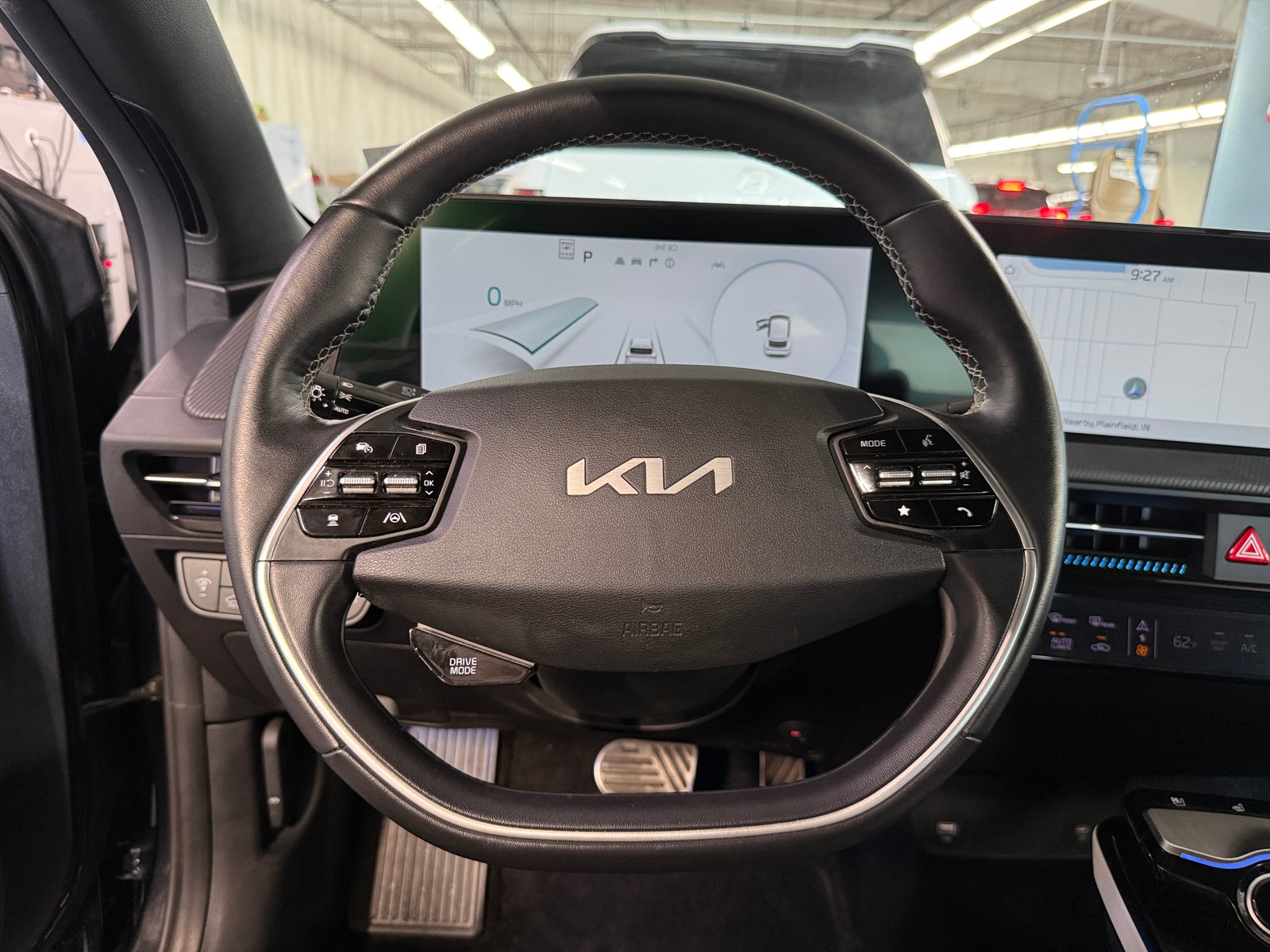 Thumbnail: 2023 Kia EV6 - 4