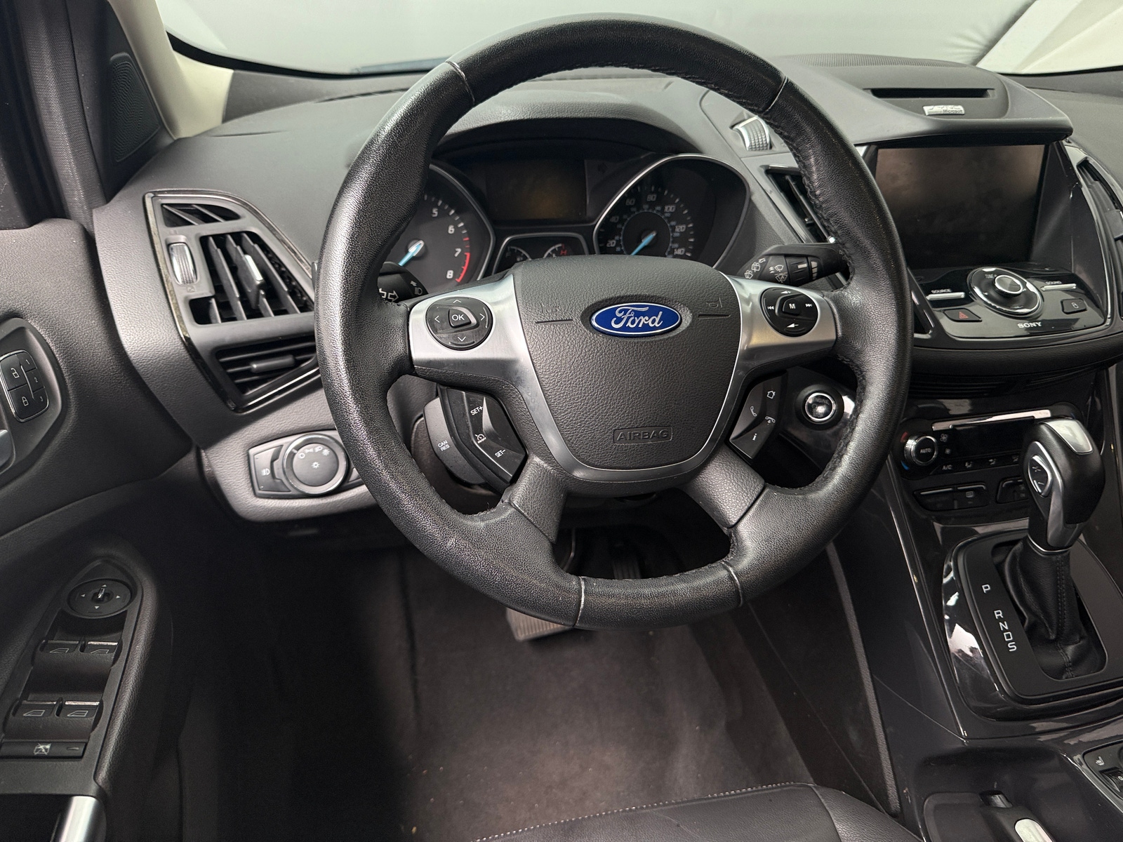 Thumbnail: 2014 Ford Escape - 4