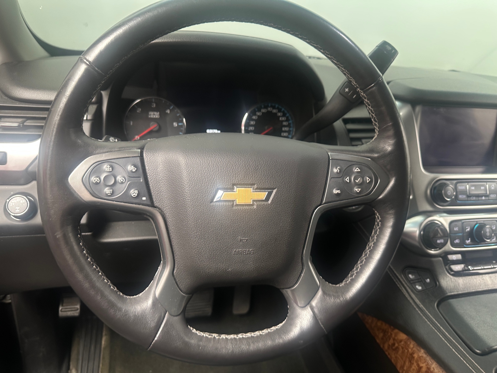Thumbnail: 2017 Chevrolet Tahoe - 4