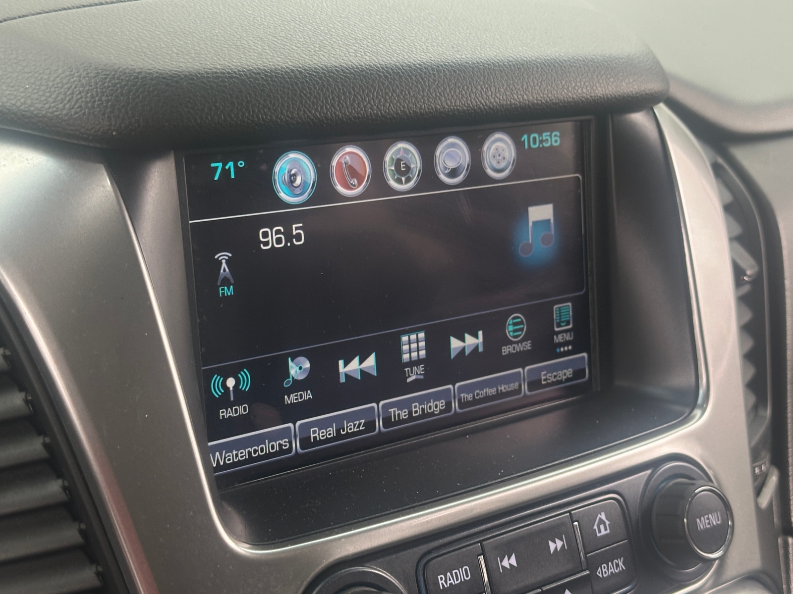 Thumbnail: 2017 Chevrolet Tahoe - 3
