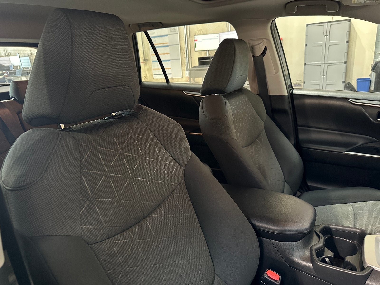 Thumbnail: 2021 Toyota RAV4 - 2