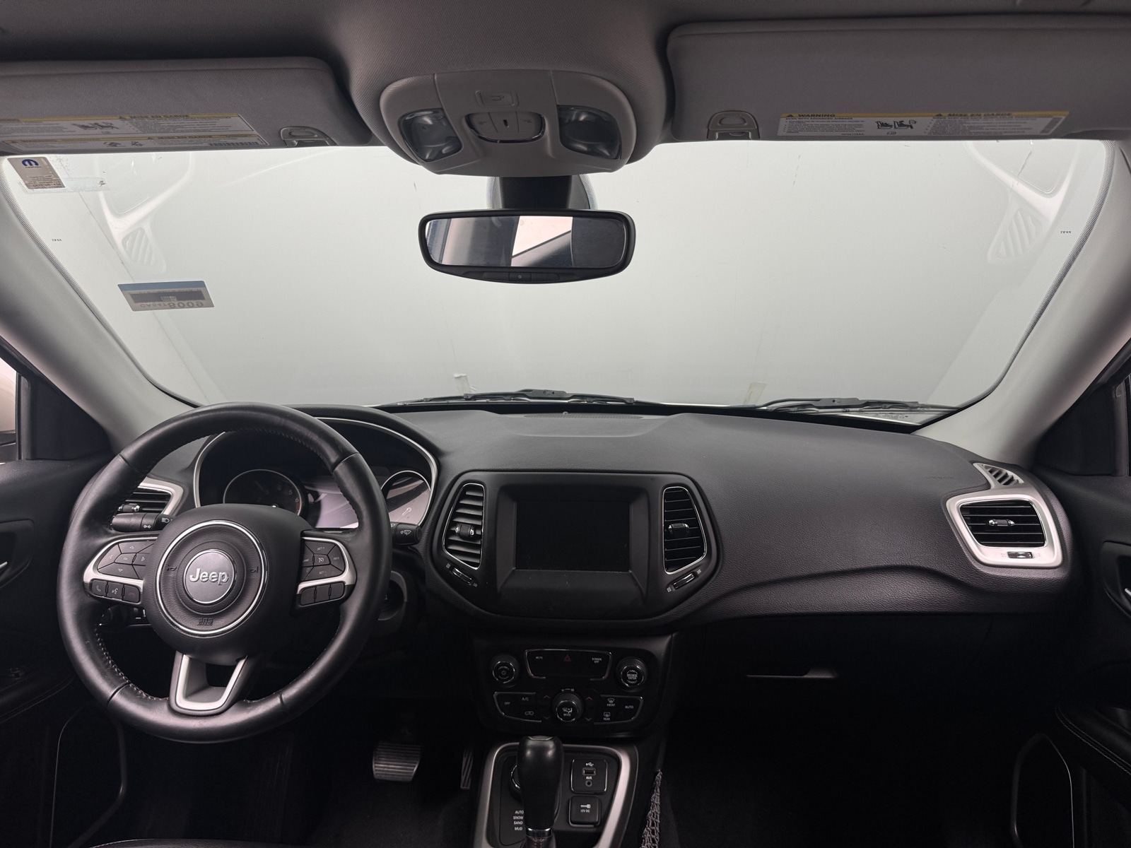 Thumbnail: 2018 Jeep Compass - 3