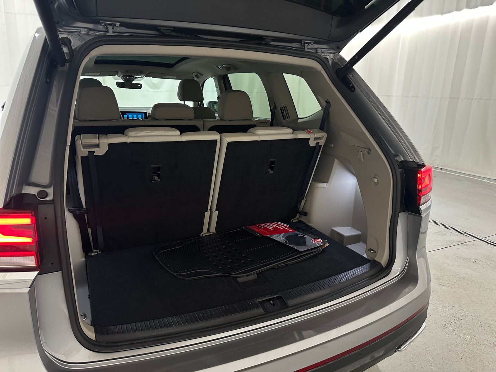 Thumbnail: 2026 Volkswagen Atlas - 6