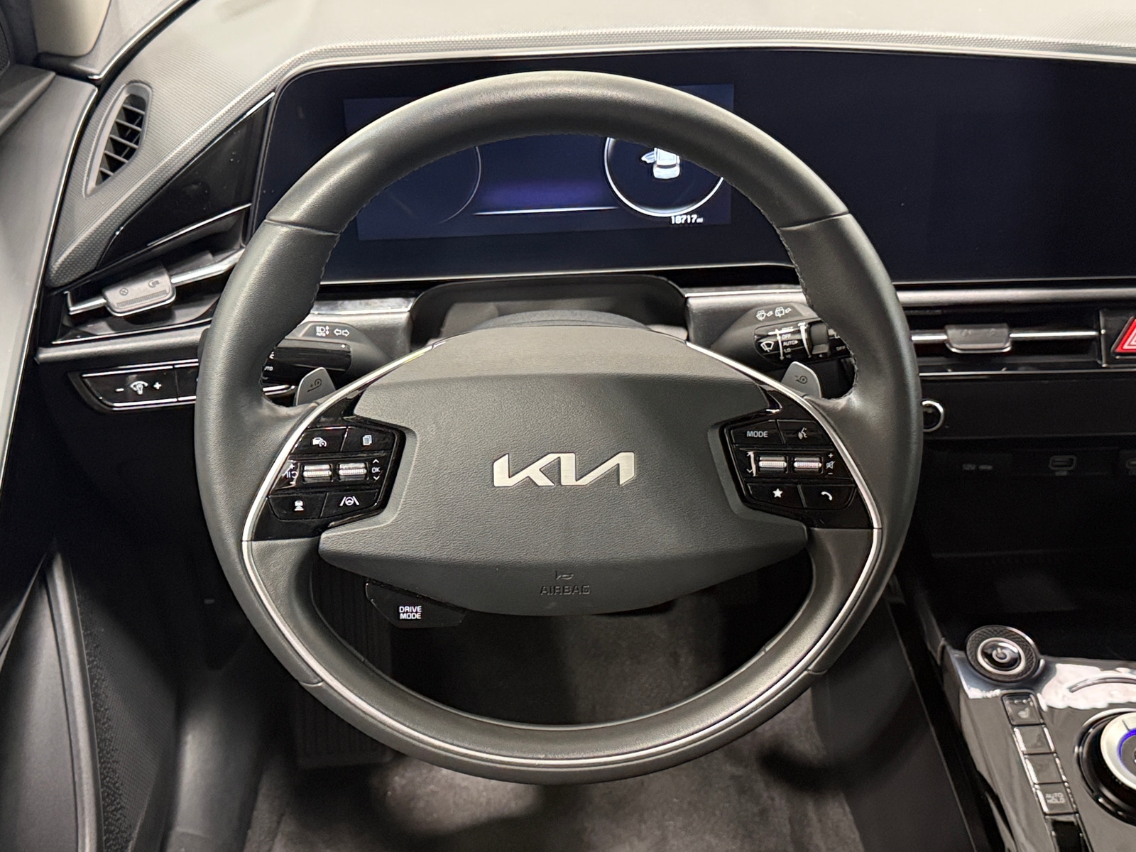 Thumbnail: 2024 Kia Niro - 5