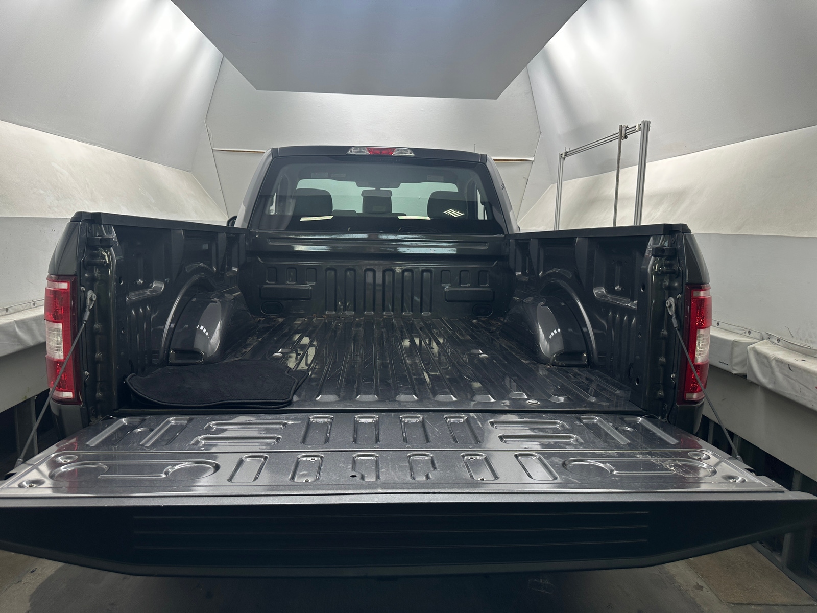 Thumbnail: 2020 Ford Econoline - 5