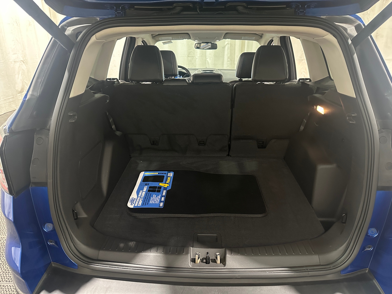 Thumbnail: 2017 Ford Escape - 6