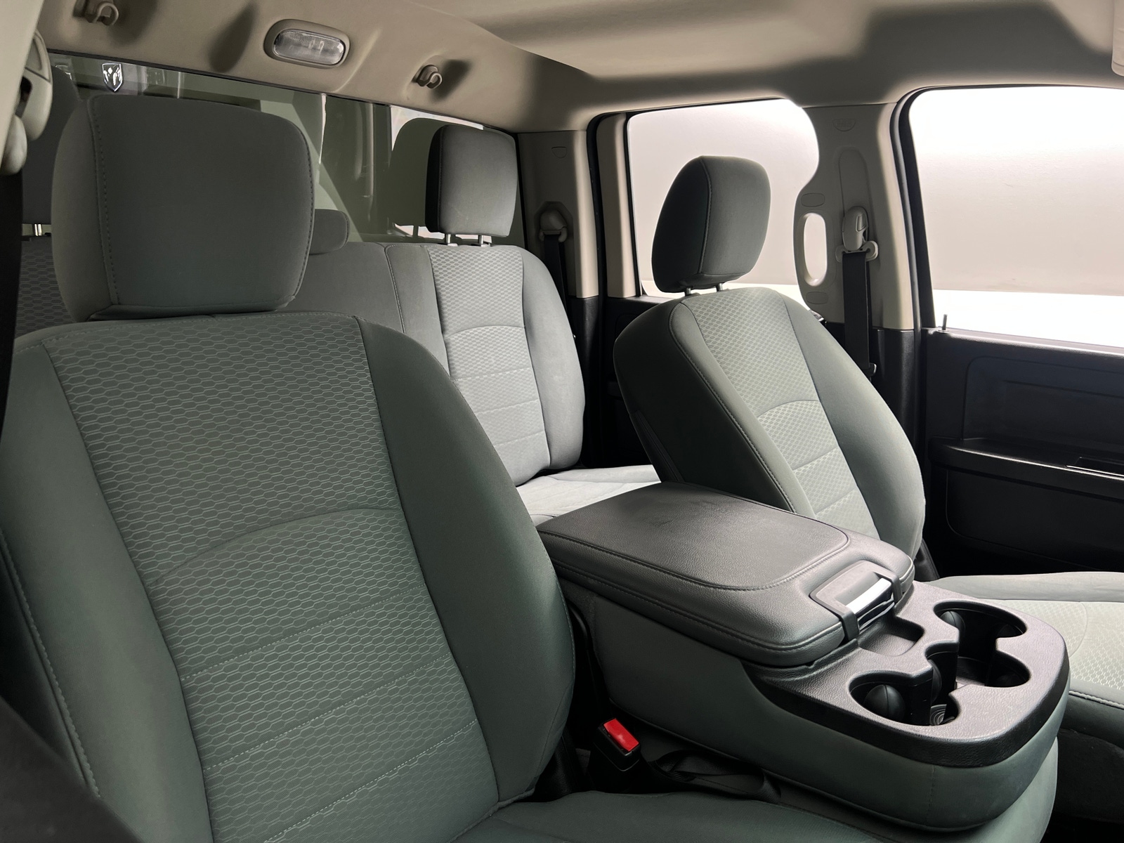 Thumbnail: 2019 RAM 1500 Classic - 2