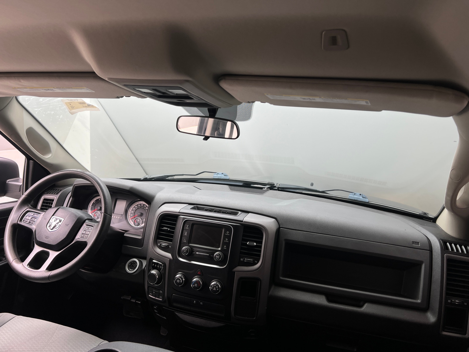 Thumbnail: 2019 RAM 1500 Classic - 3