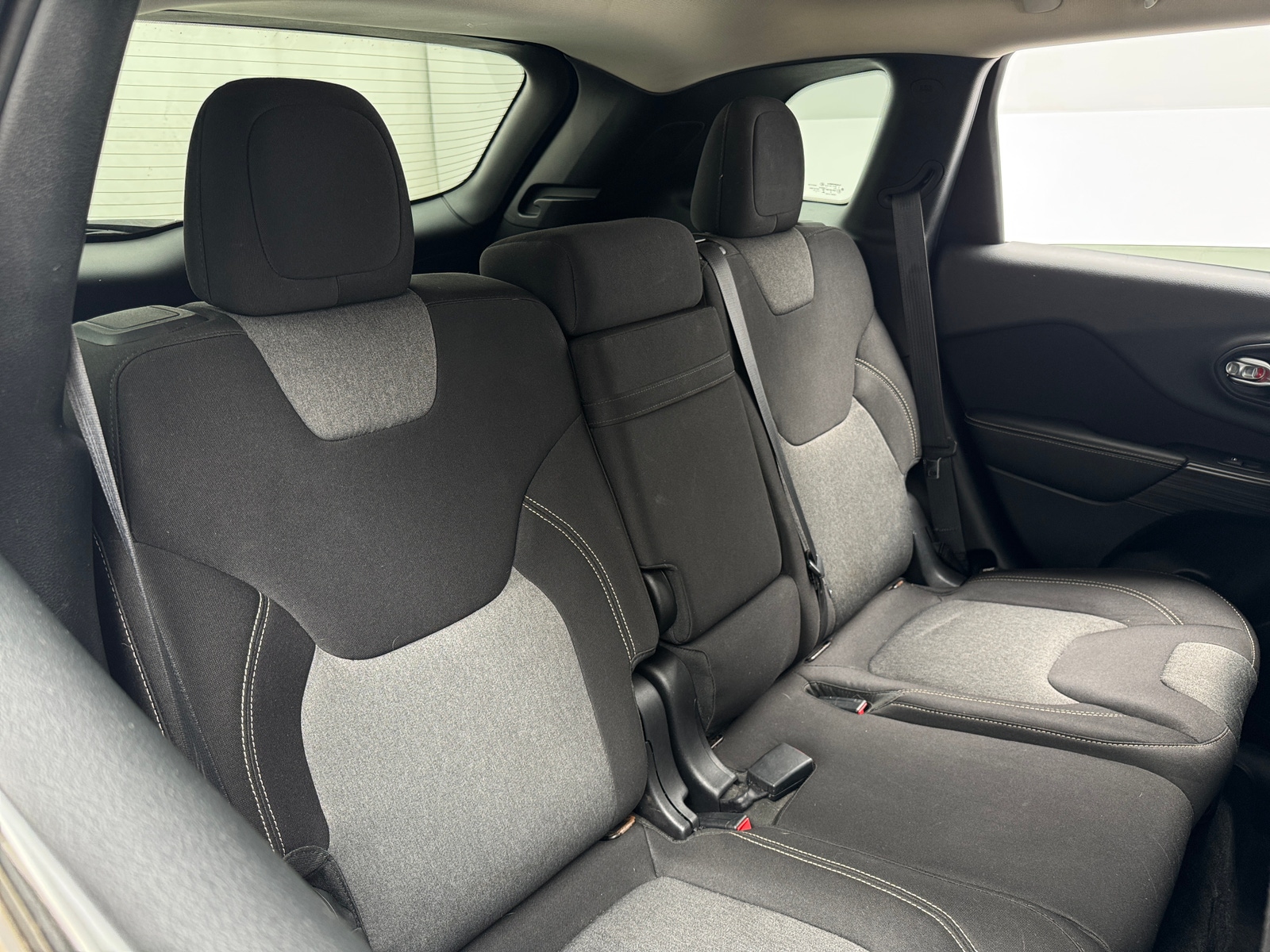 Thumbnail: 2014 Jeep Cherokee - 6
