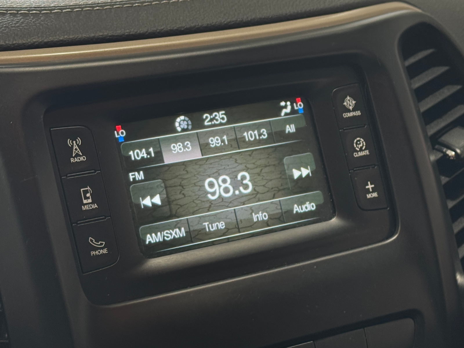 Thumbnail: 2014 Jeep Cherokee - 4