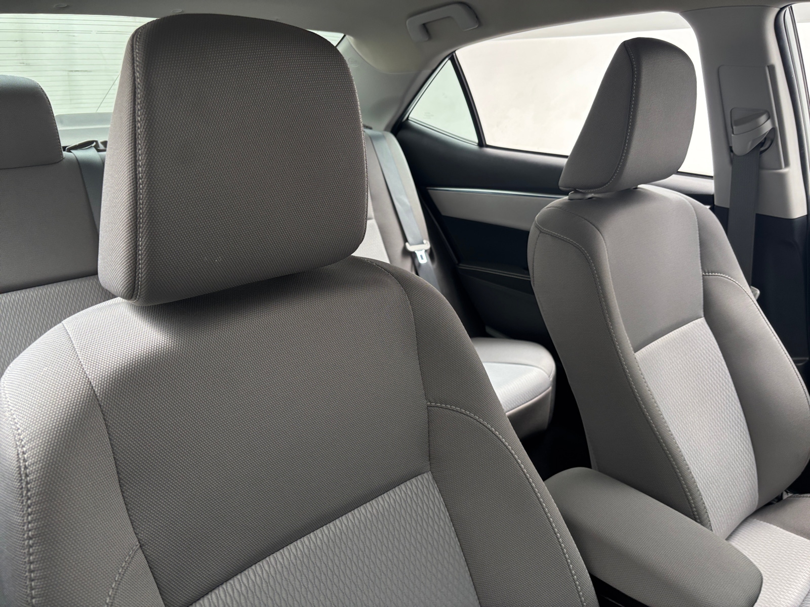 Thumbnail: 2016 Toyota Corolla - 2