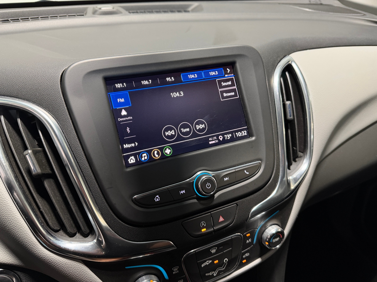 Thumbnail: 2024 Chevrolet Equinox - 4
