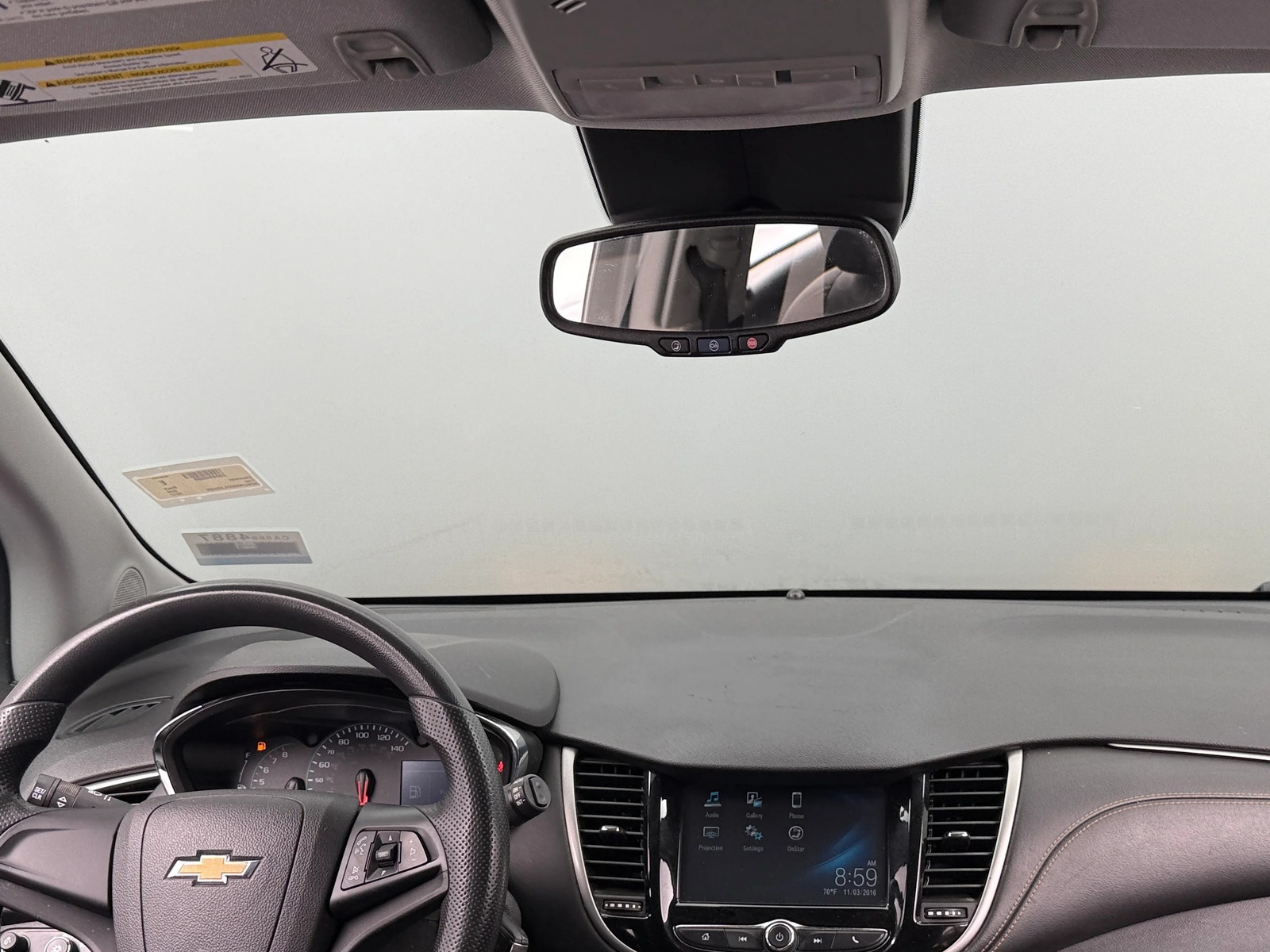 Thumbnail: 2017 Chevrolet Trax - 3