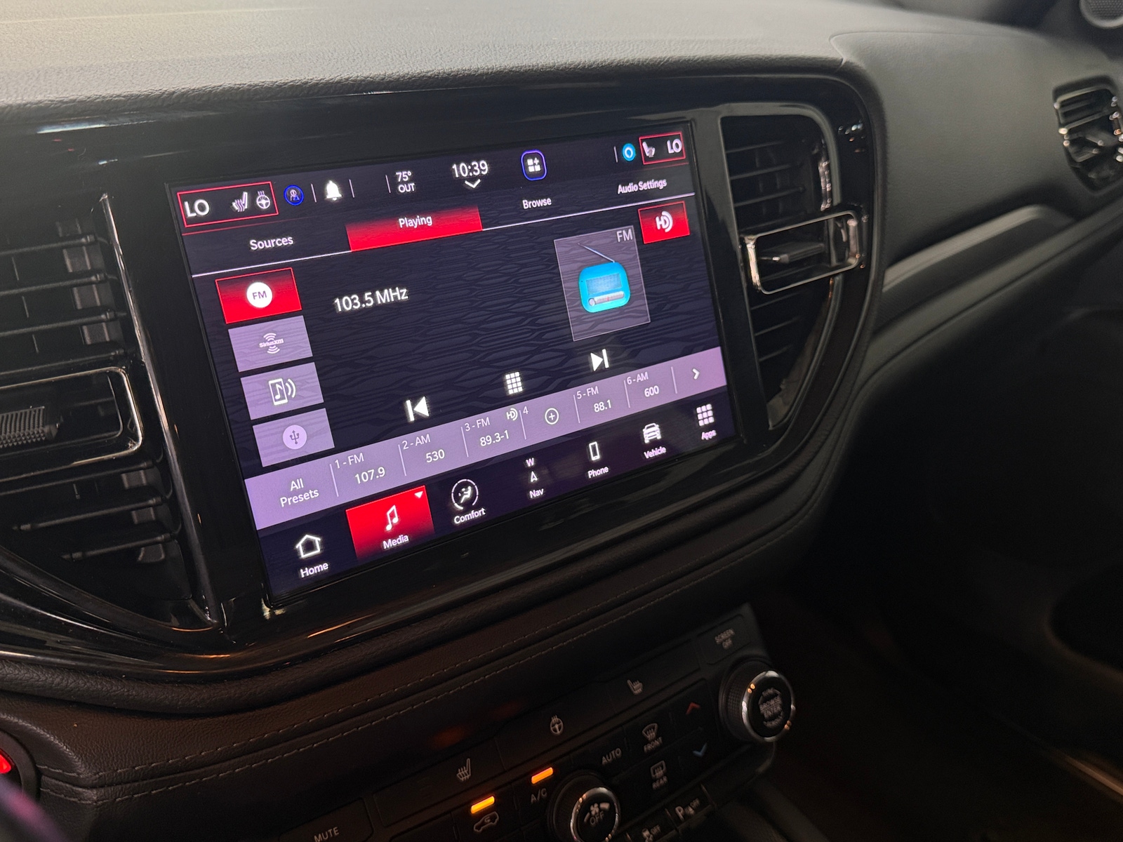 Thumbnail: 2021 Dodge Durango - 3