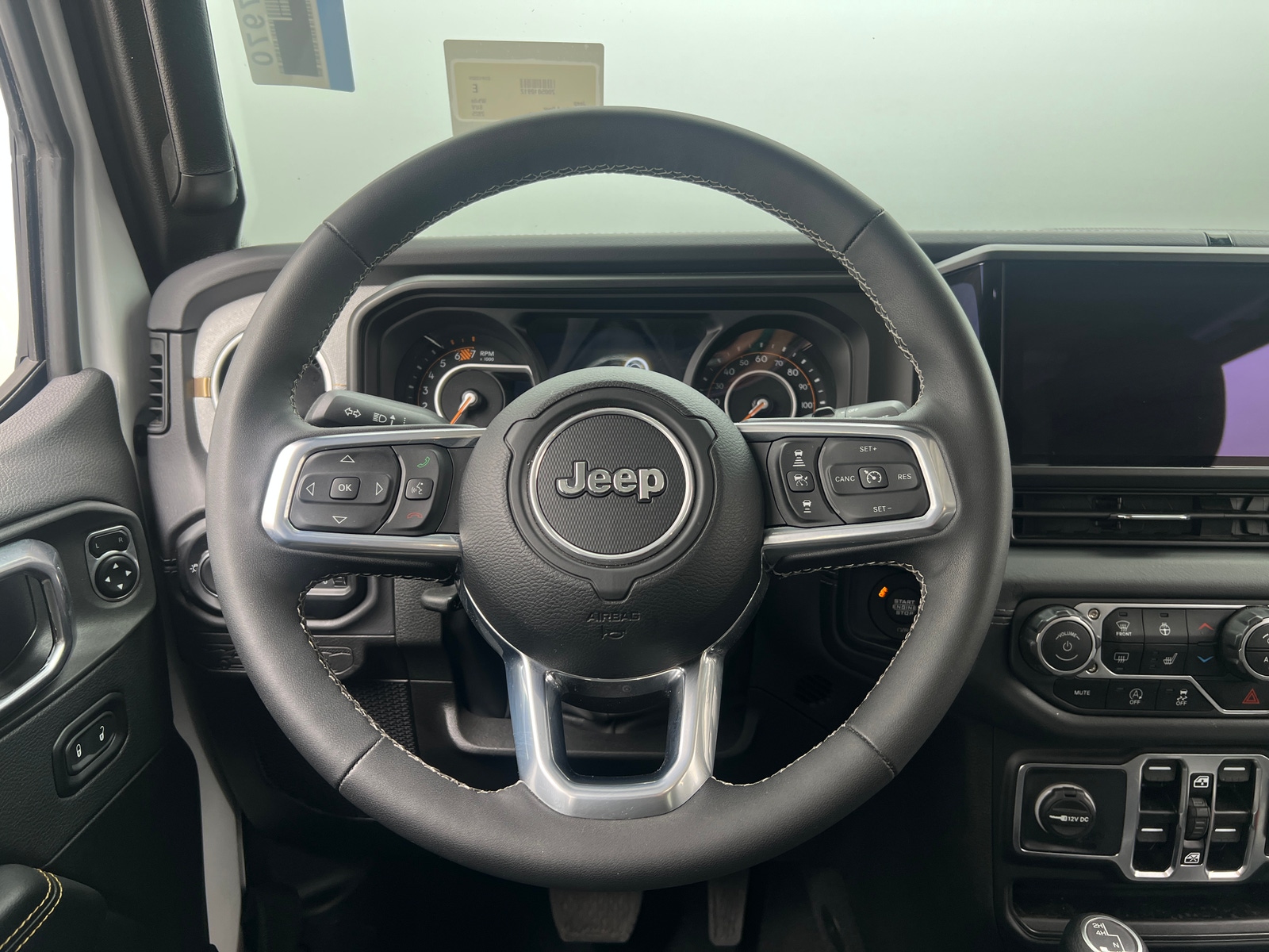 Thumbnail: 2025 Jeep Wrangler - 5
