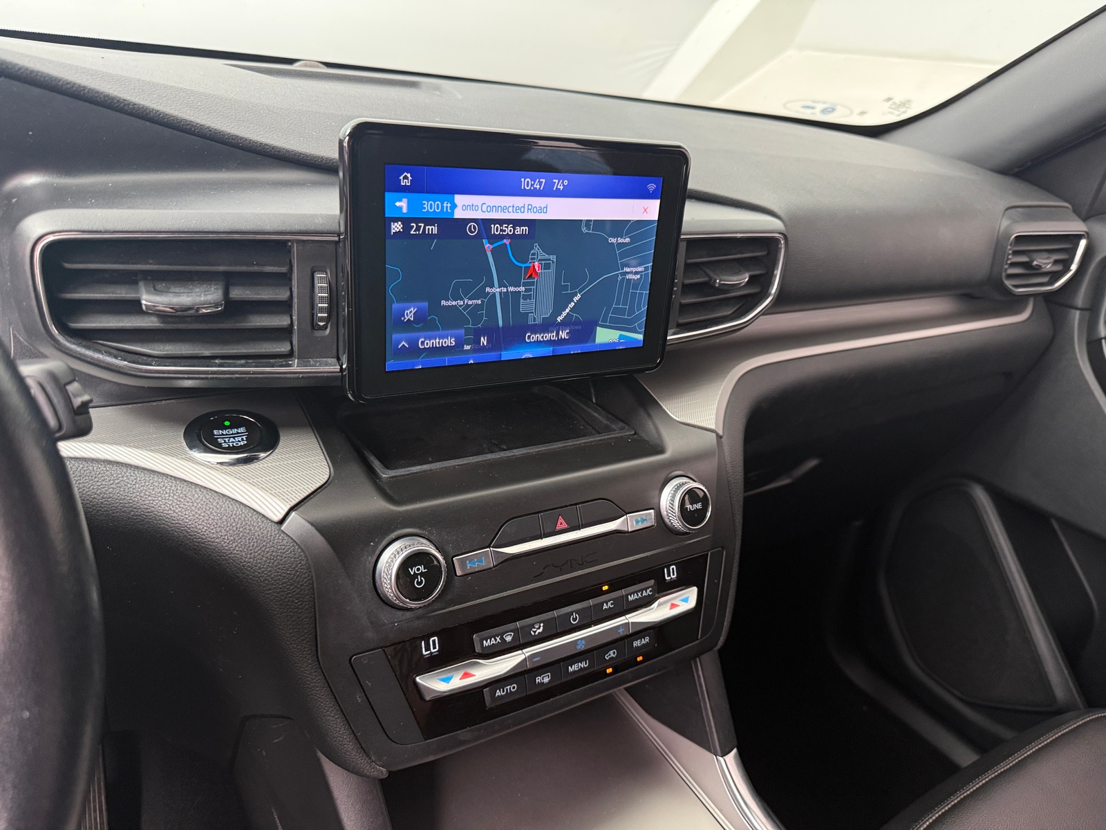 Thumbnail: 2020 Ford Explorer - 3