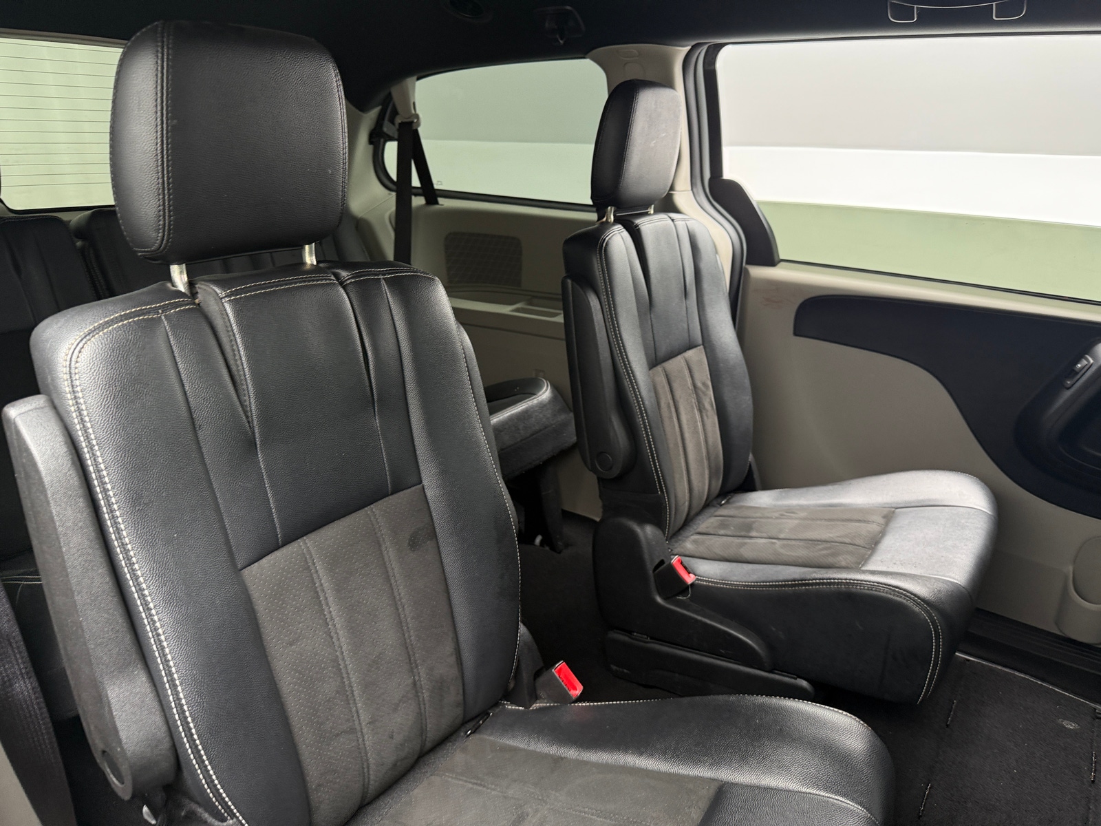 Thumbnail: 2019 Dodge Grand Caravan - 5