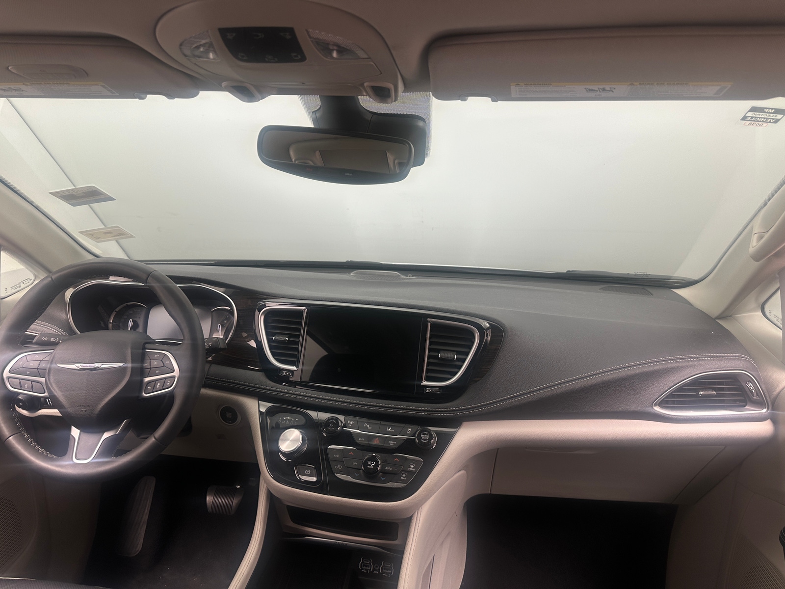 Thumbnail: 2023 Chrysler Pacifica - 2