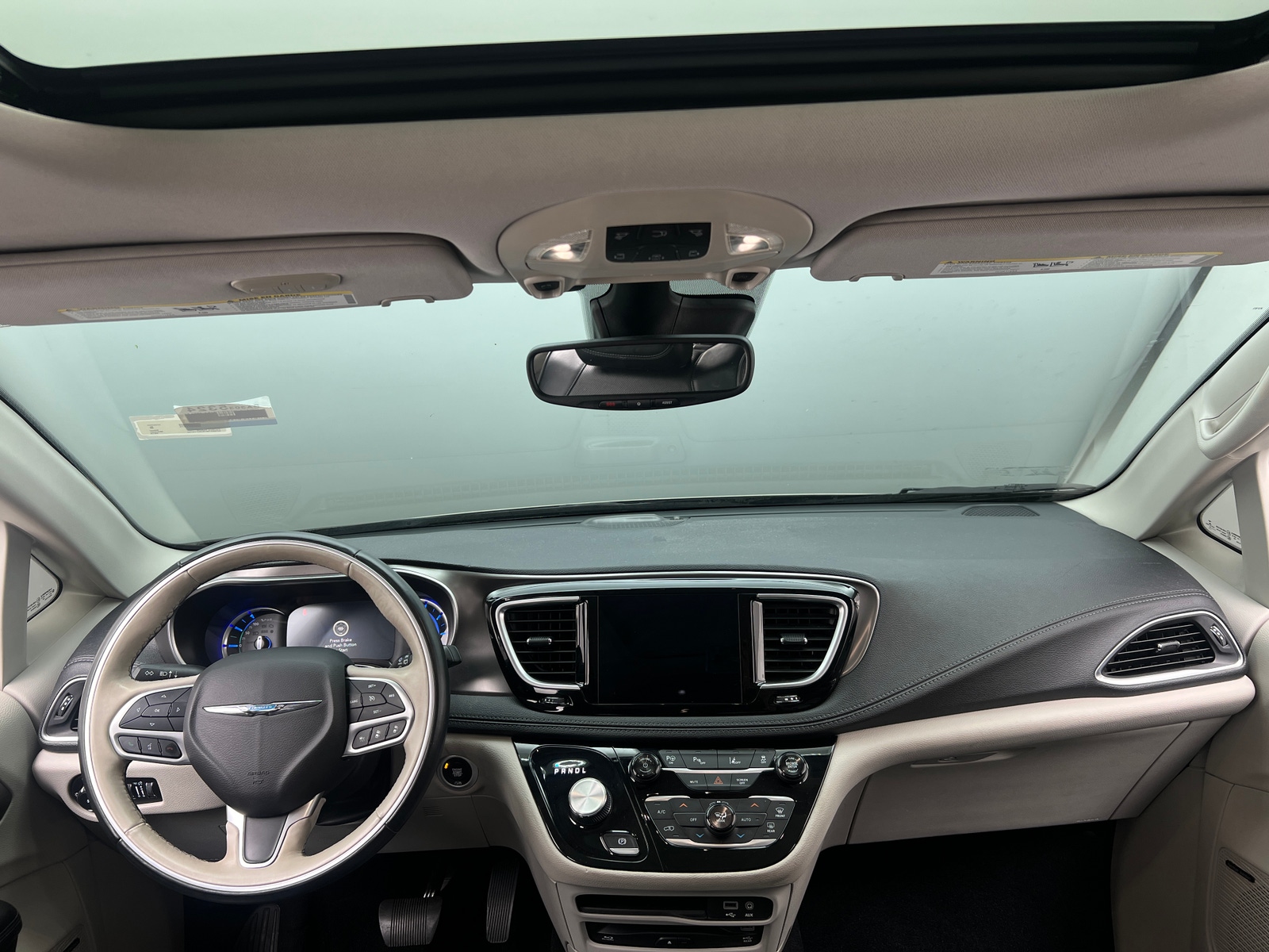 Thumbnail: 2018 Chrysler Pacifica - 2