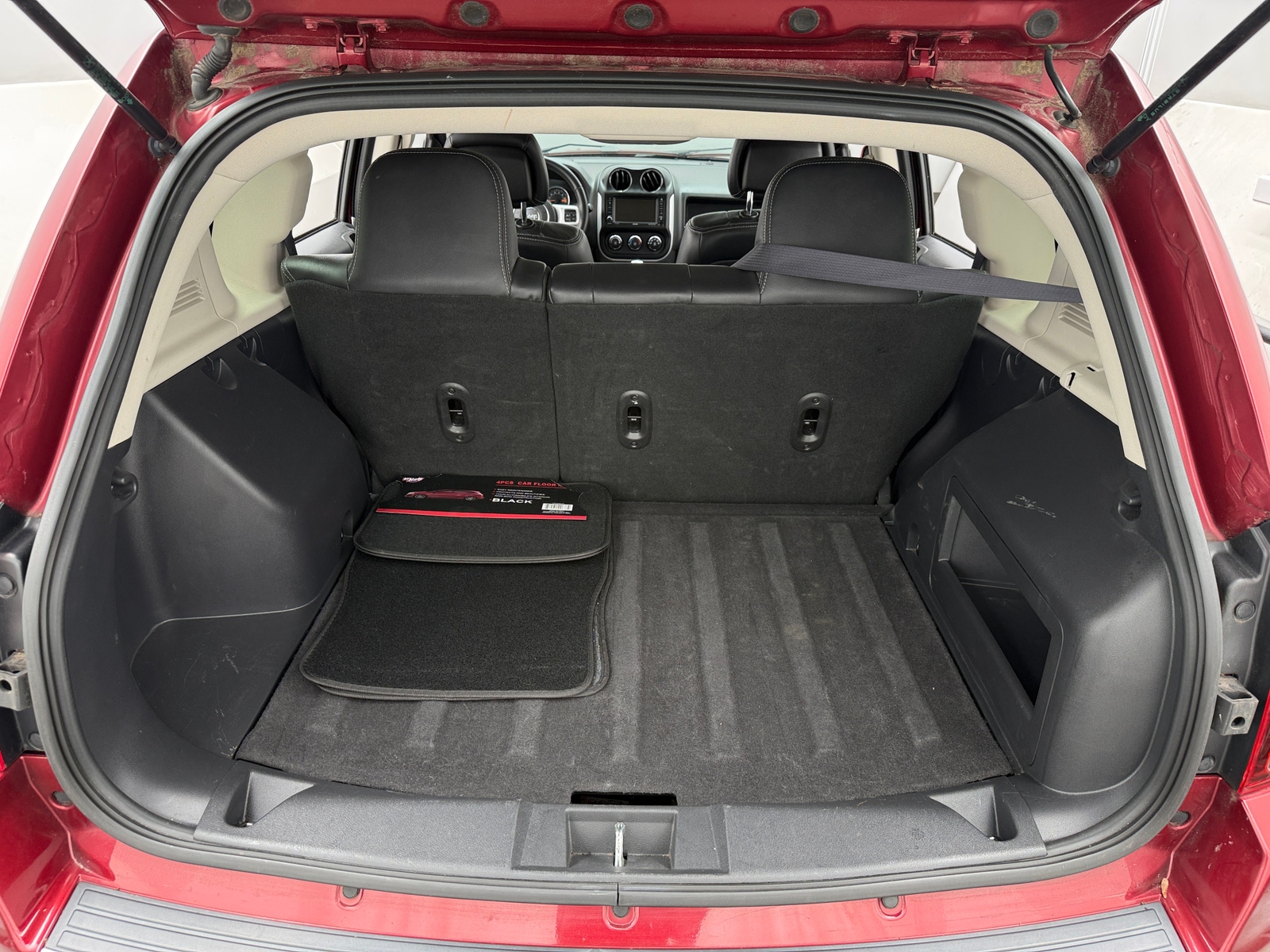 Thumbnail: 2016 Jeep Compass - 6