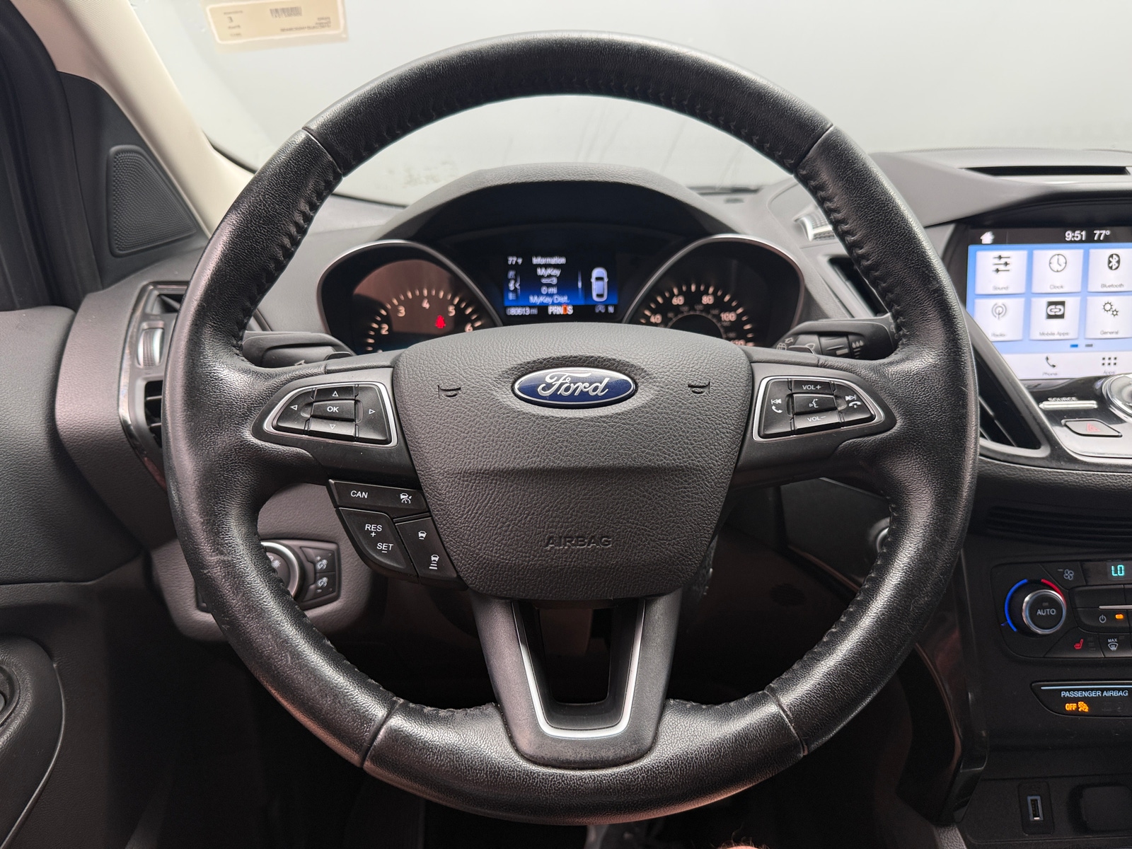 Thumbnail: 2017 Ford Escape - 4
