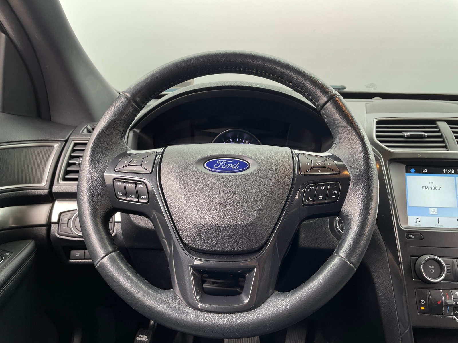 Thumbnail: 2018 Ford Explorer - 4