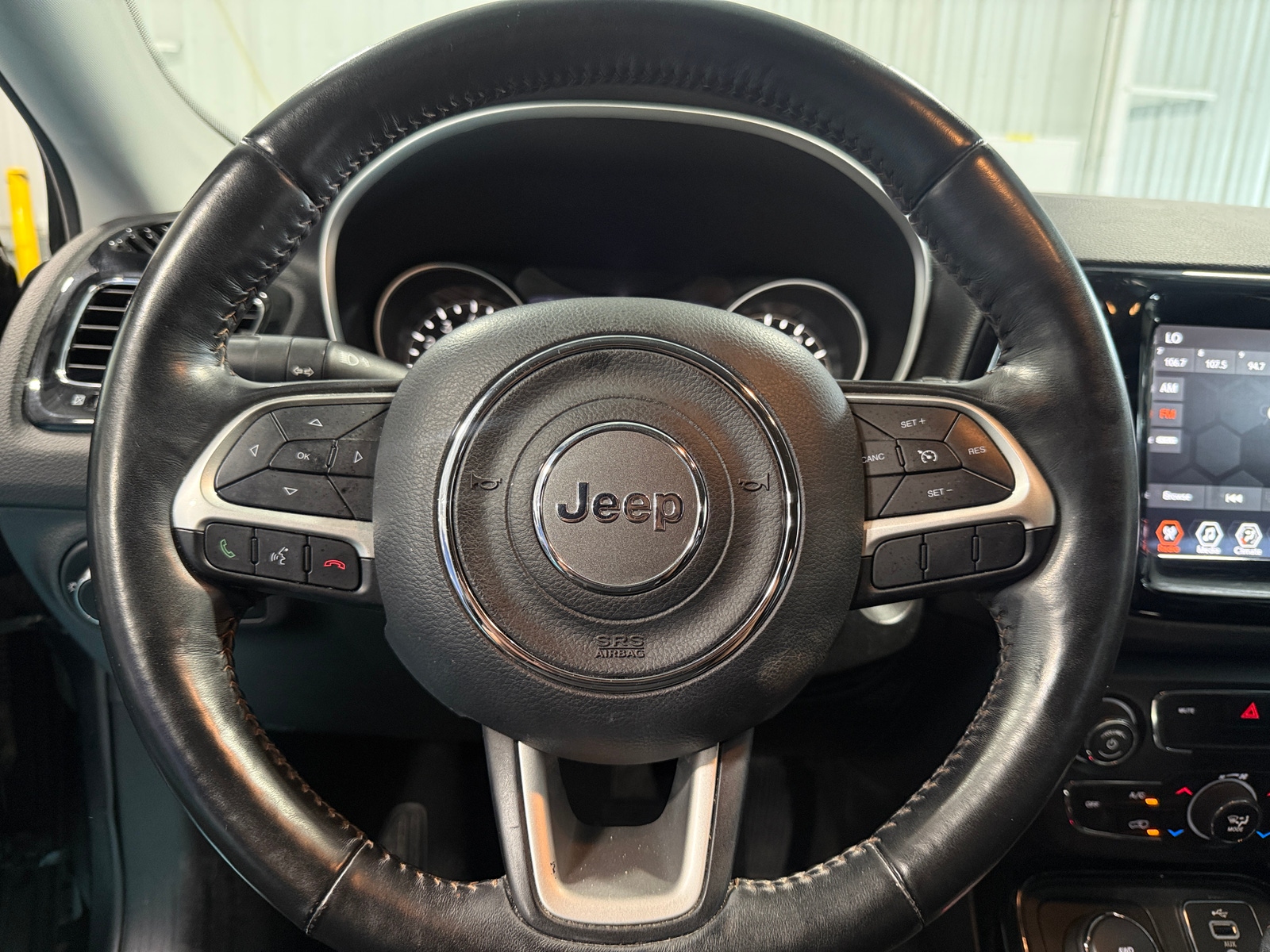 Thumbnail: 2018 Jeep Compass - 4