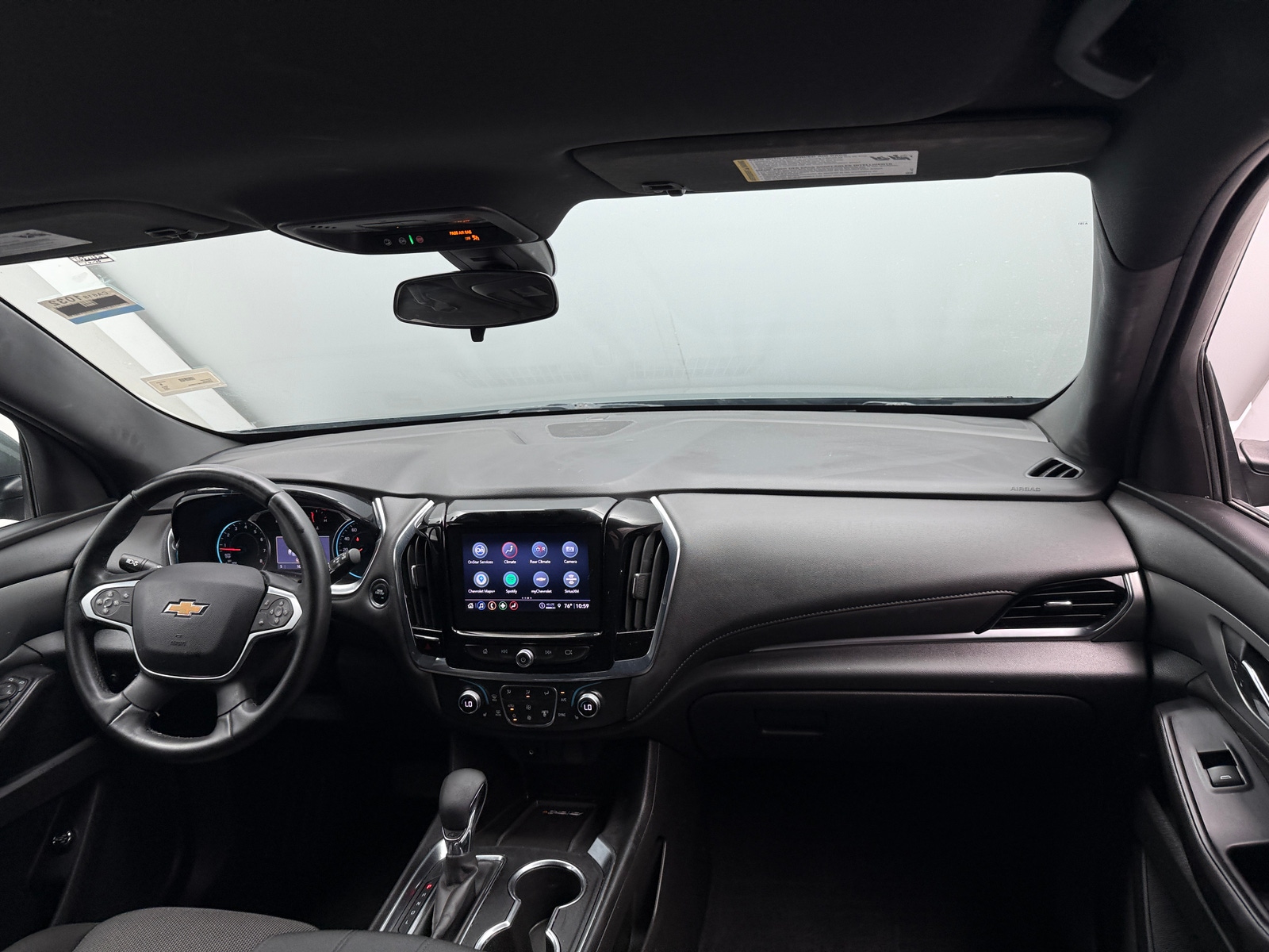 Thumbnail: 2023 Chevrolet Traverse - 3