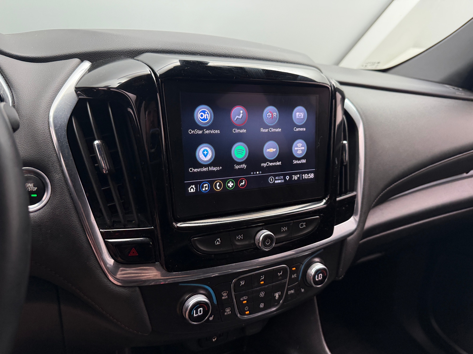 Thumbnail: 2023 Chevrolet Traverse - 4
