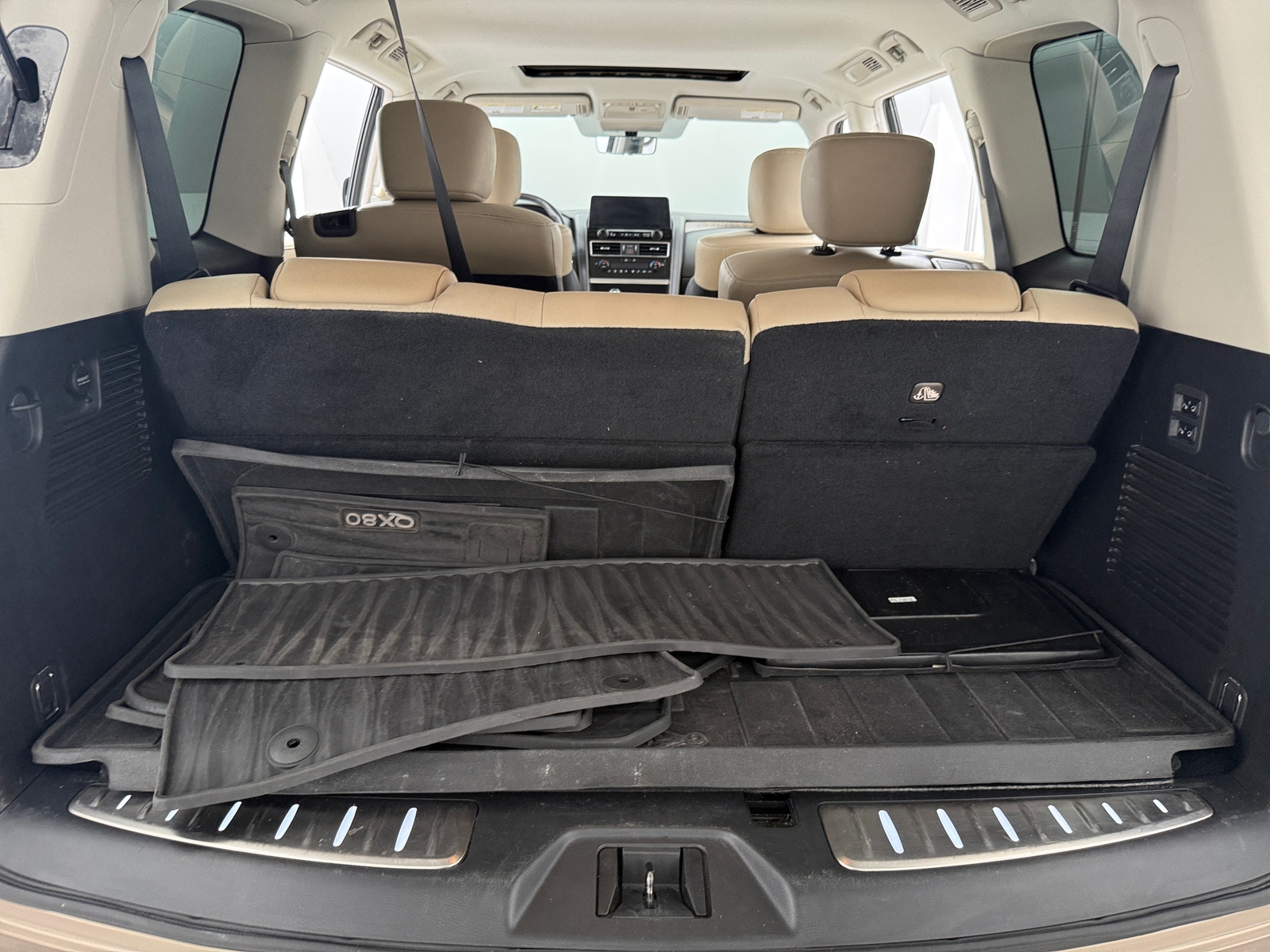 Thumbnail: 2022 INFINITI QX80 - 6