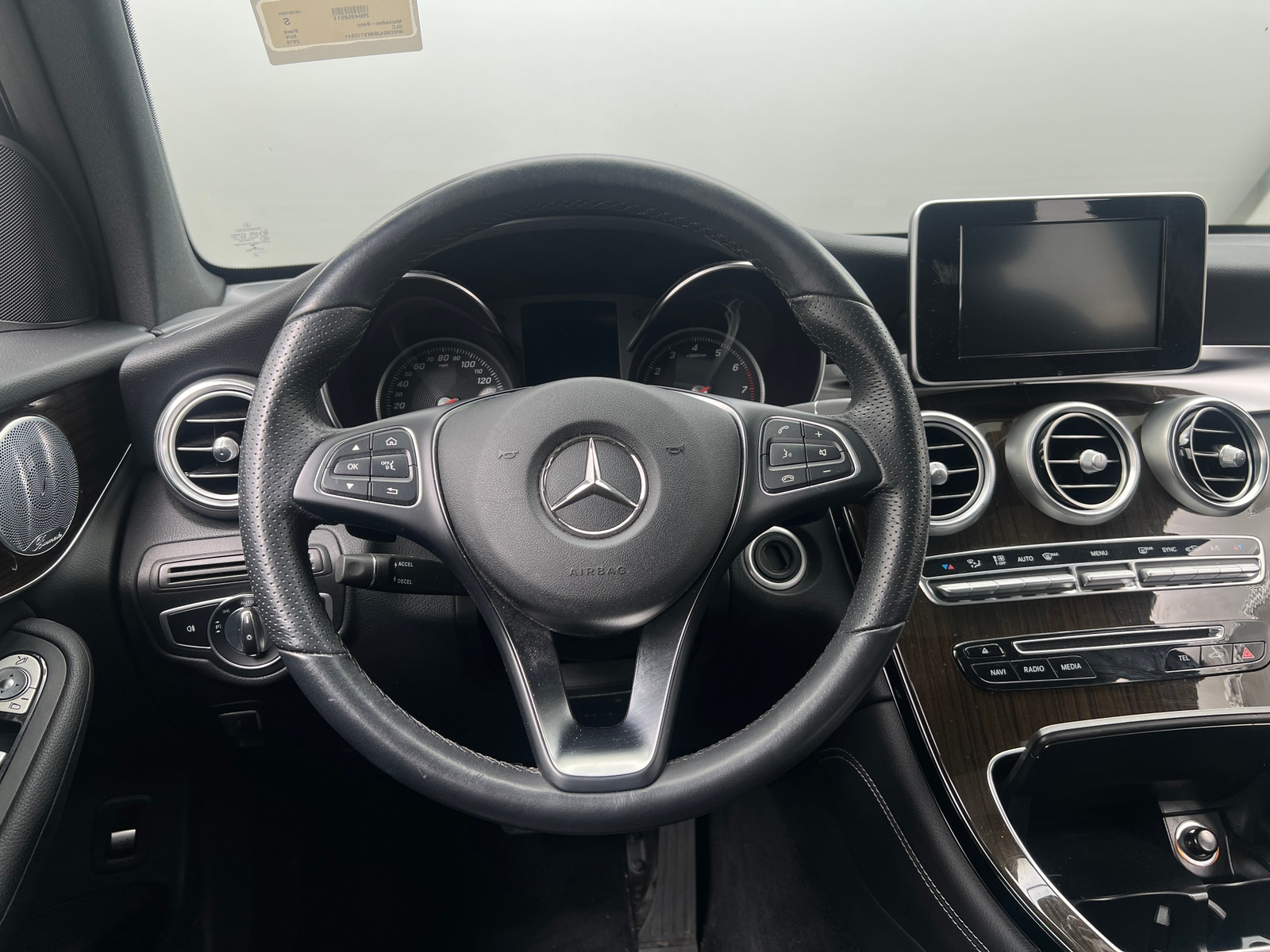 Thumbnail: 2019 Mercedes-Benz GLC - 4